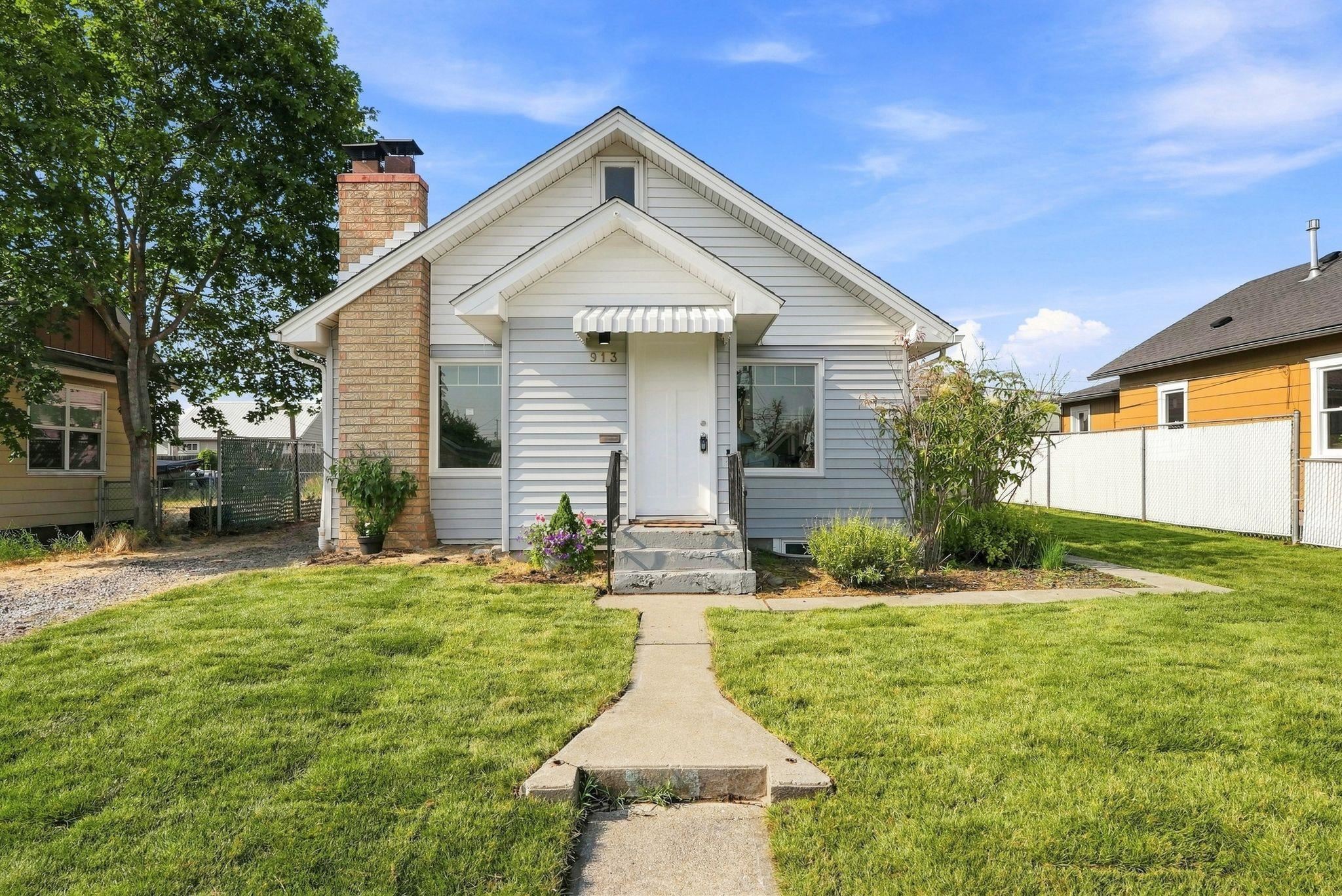 913 E Longfellow Ave — photo