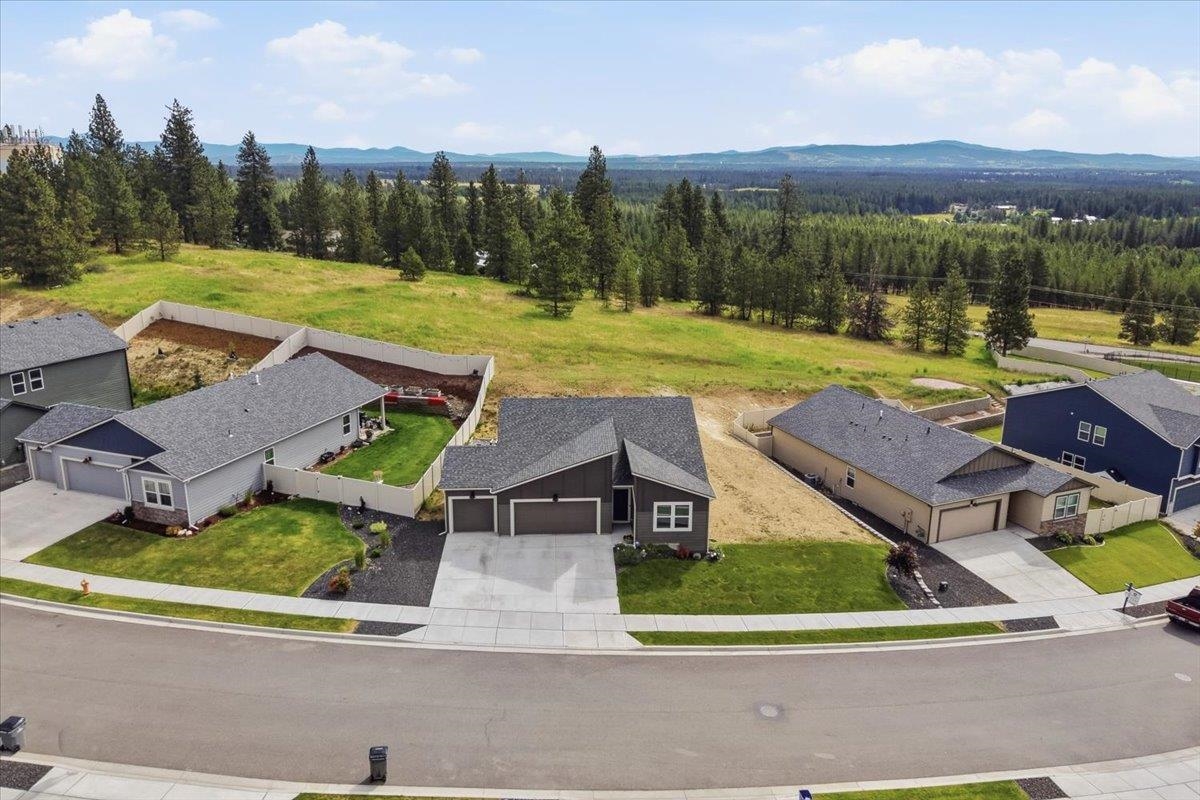8115 S Avery Rd, Cheney, WA 99004 — photo 2