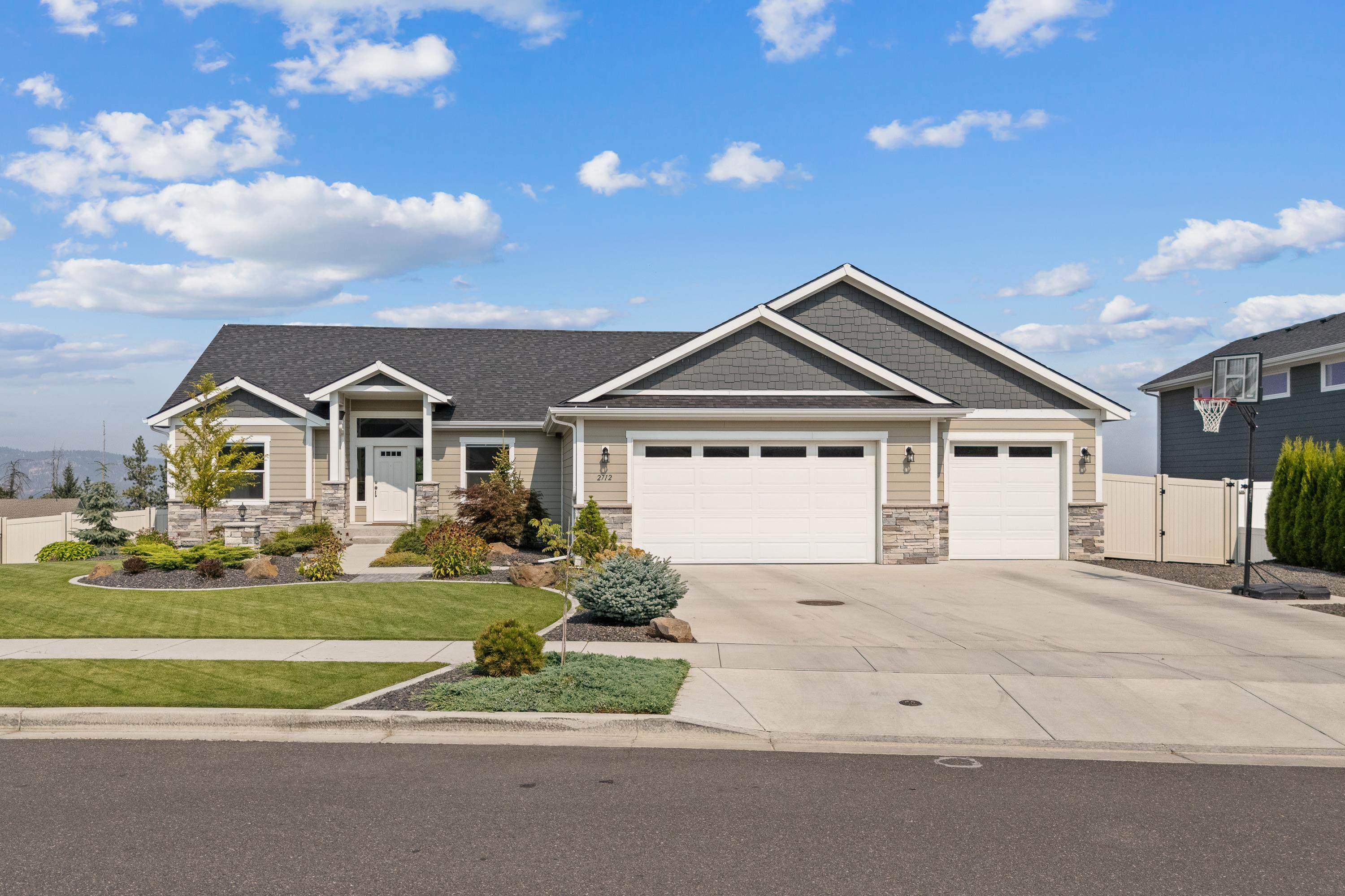2712 W Howesdale Rd, Spokane, WA 99208 — photo 2