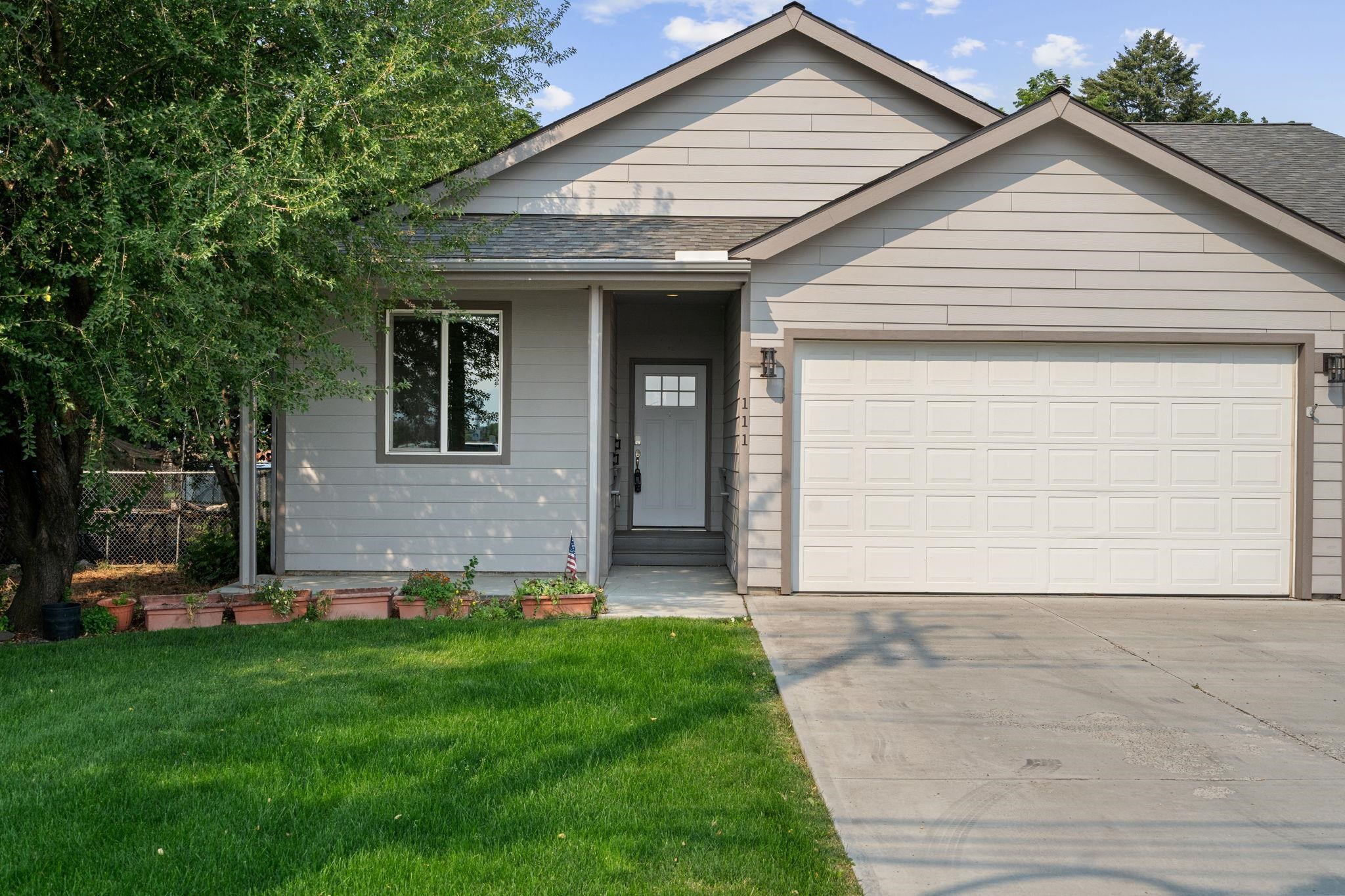 111 N Herald Rd — photo
