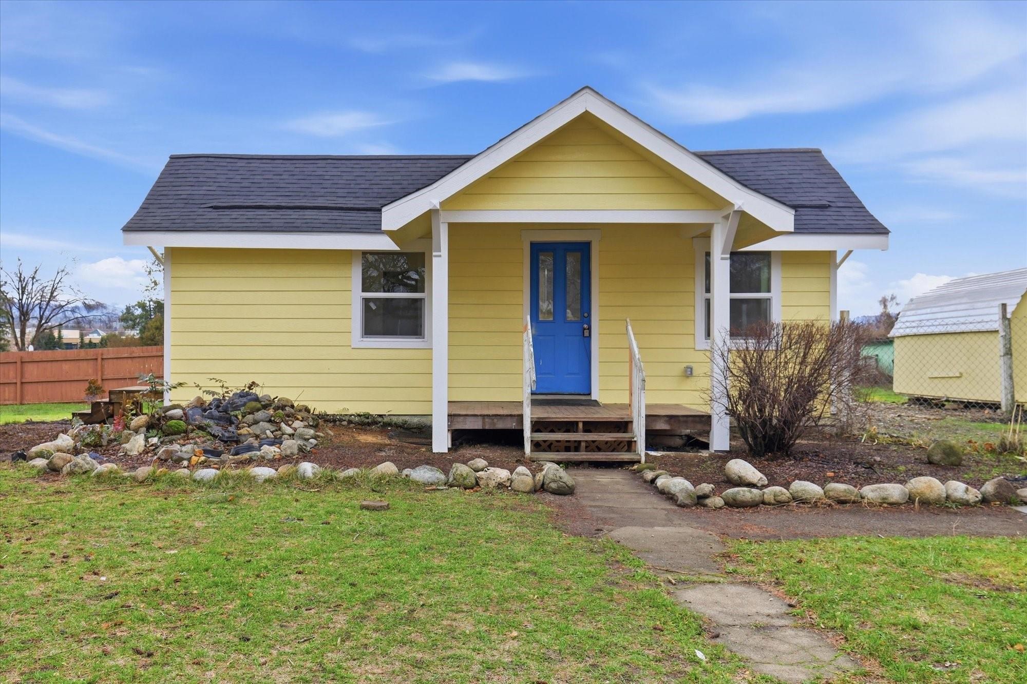 14902 E Valleyway Ave — photo