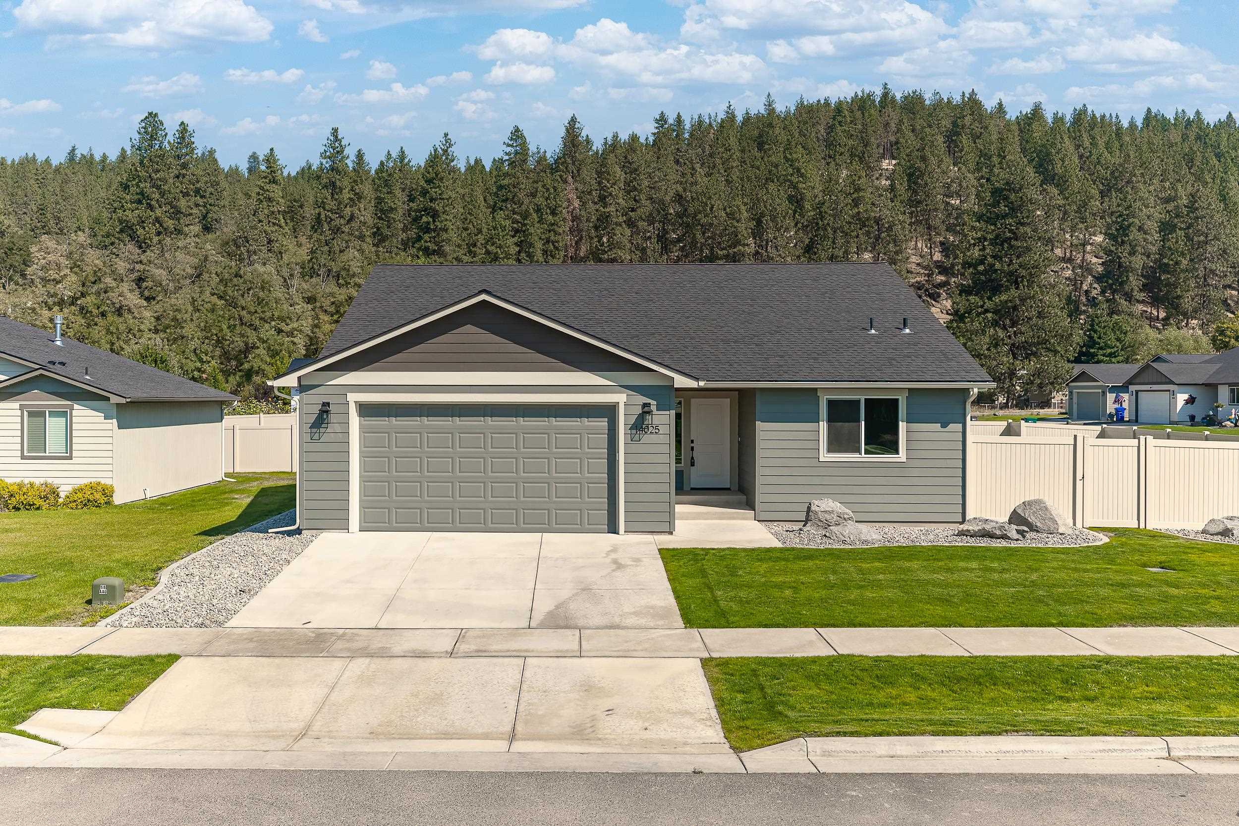14025 E Sanson Ave — photo