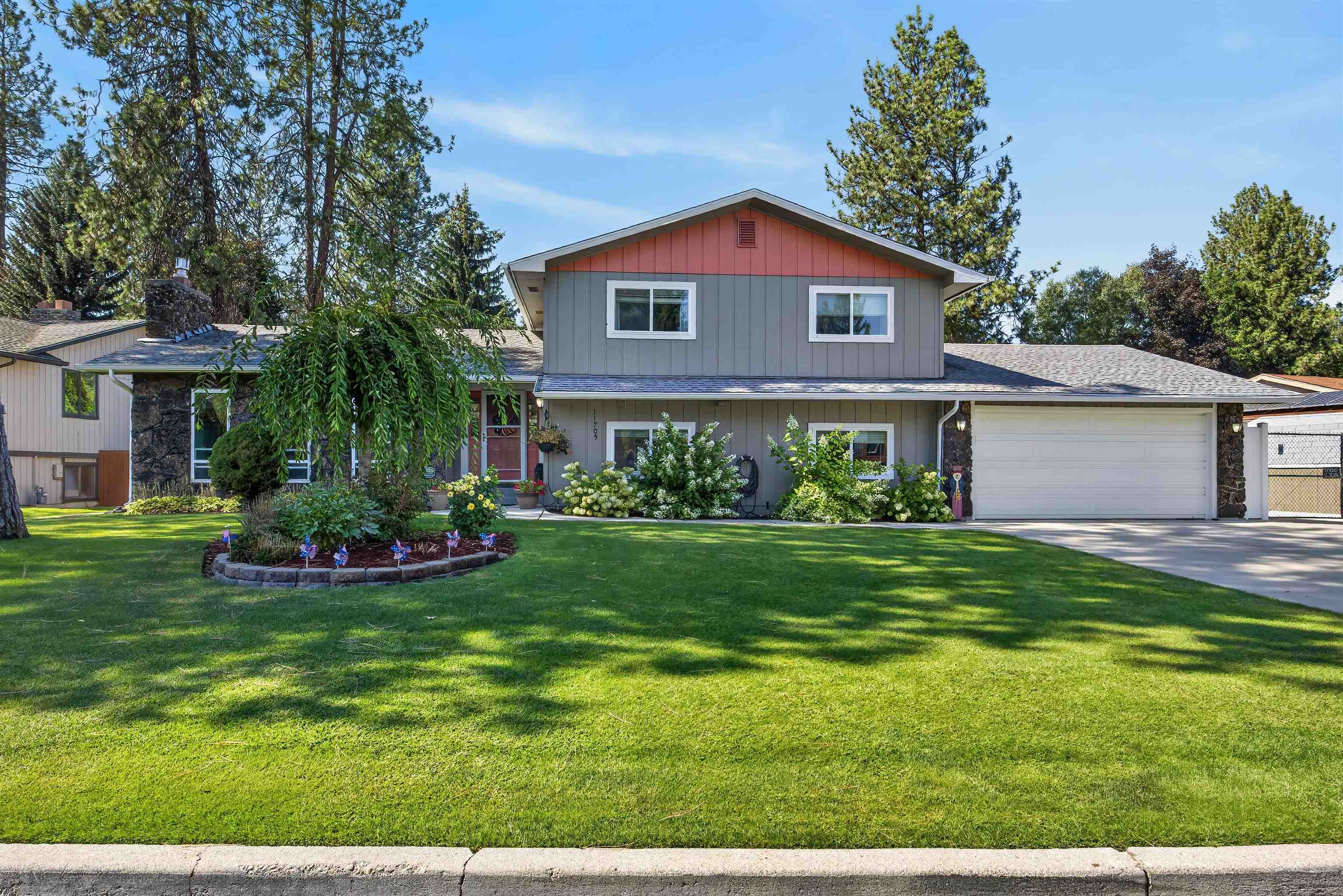 11705 N Bedivere Dr — photo
