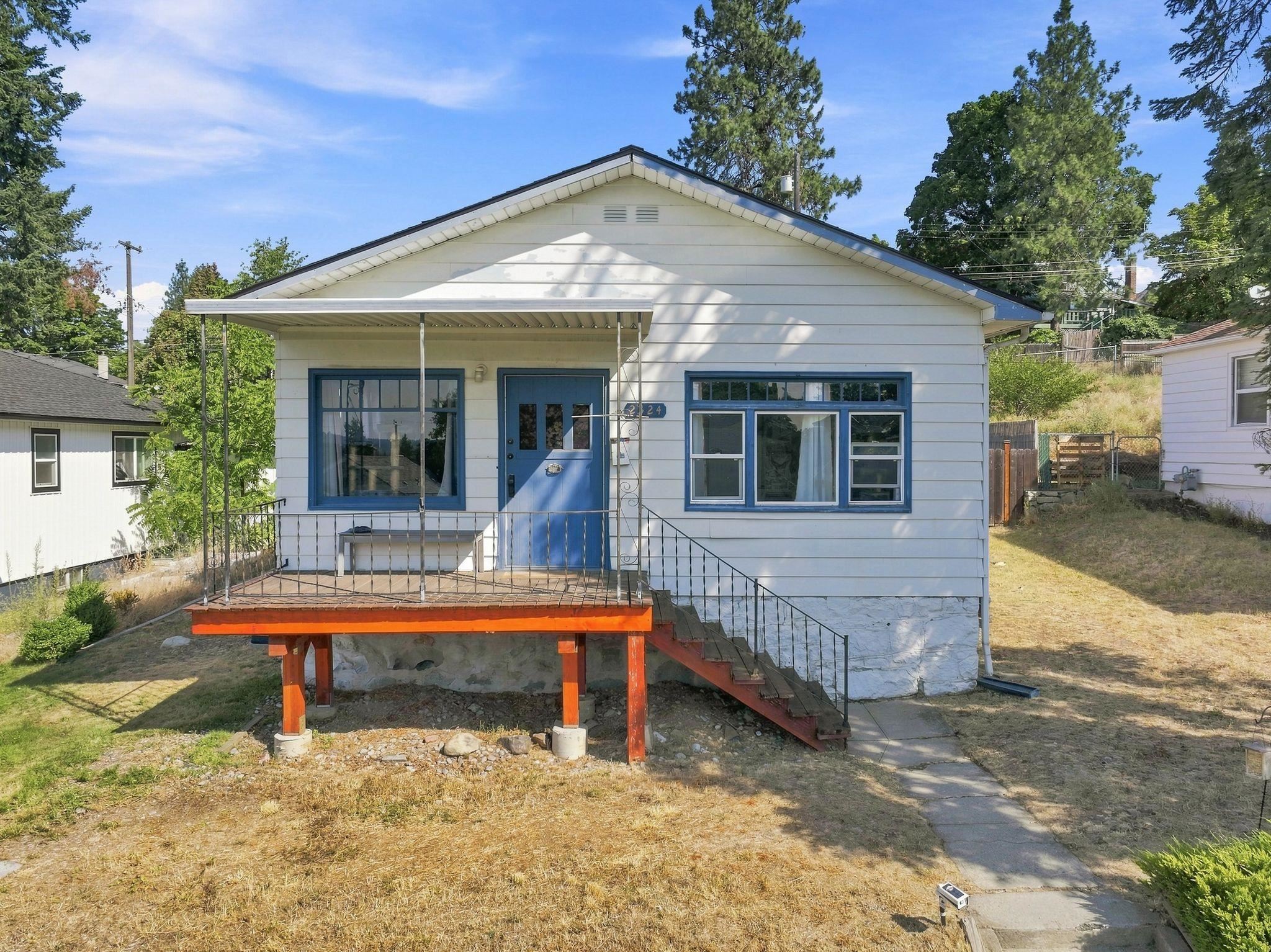 2324 W Dalton Ave — photo