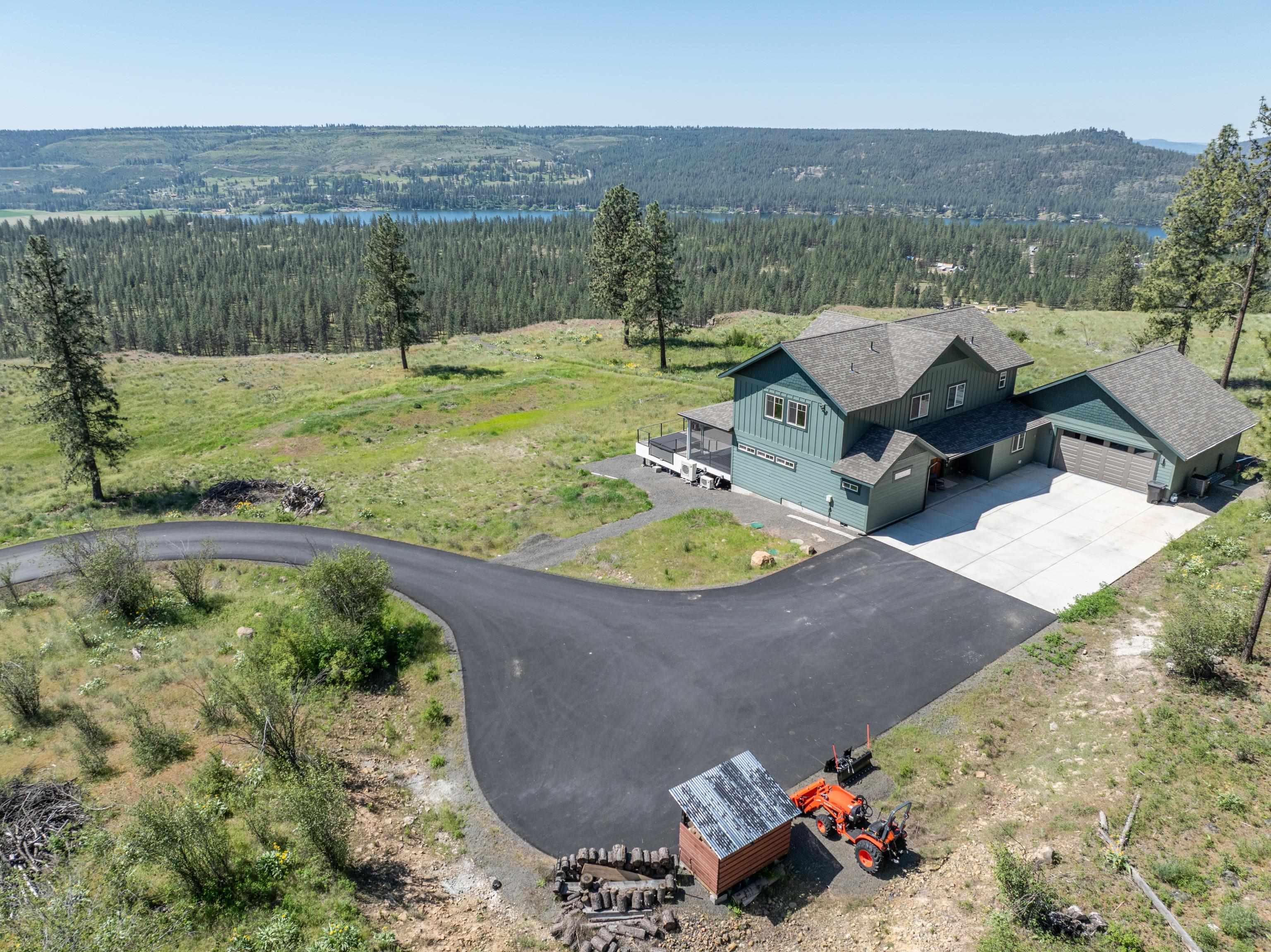 6560 Pine Ridge Way — photo