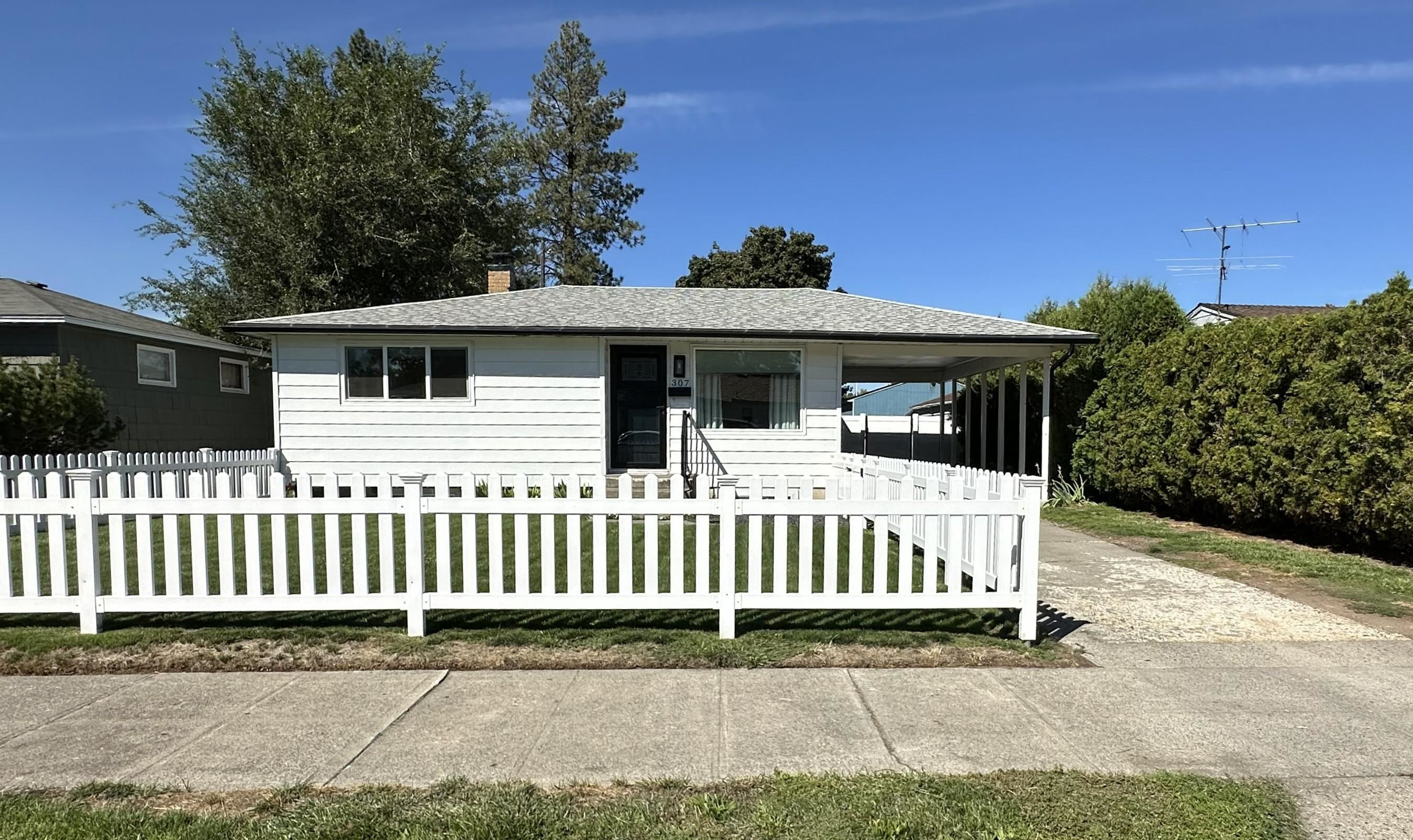 307 E Joseph Ave, Spokane, WA 99208 — photo 2