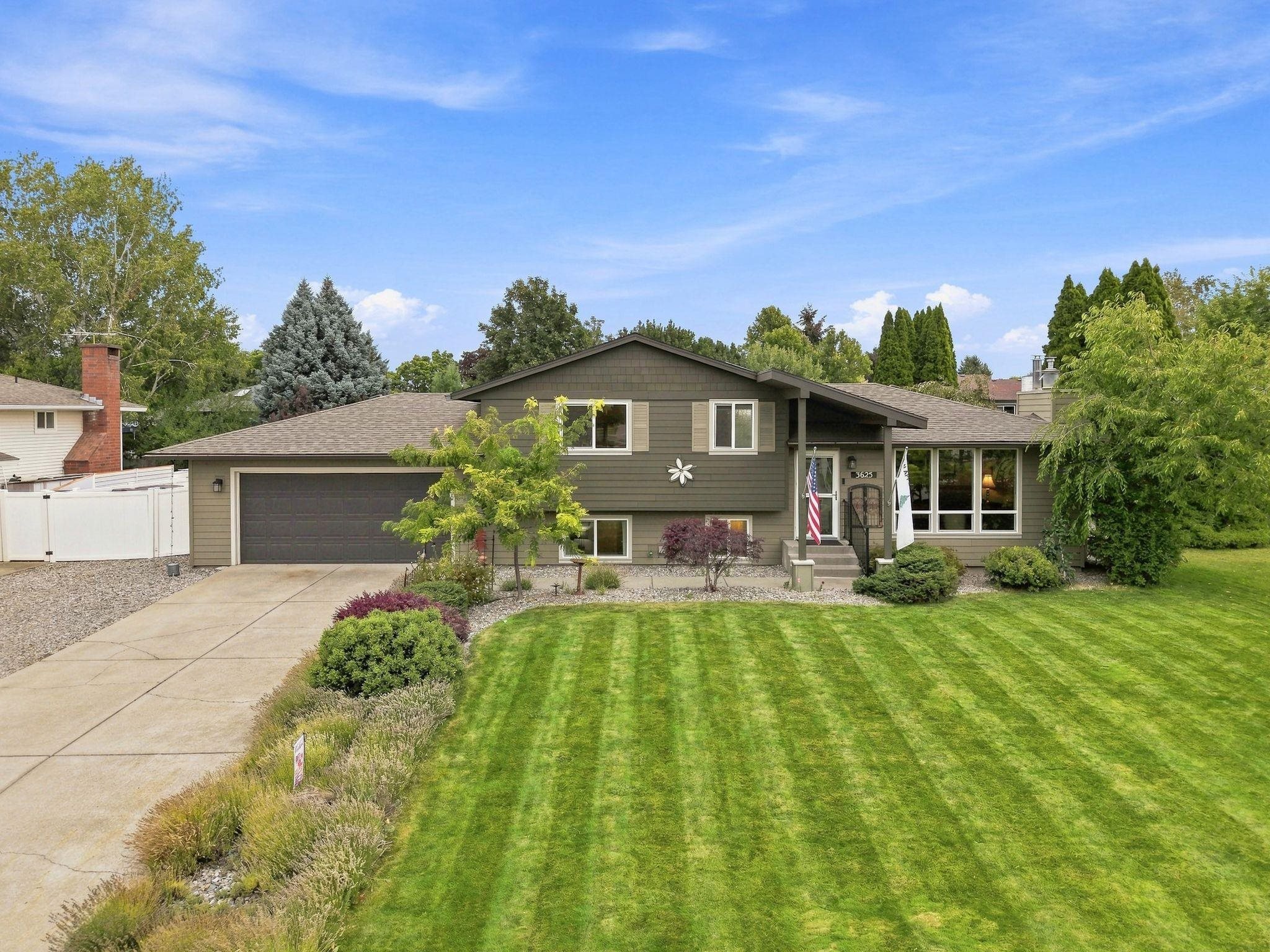3625 S Loretta Dr — photo