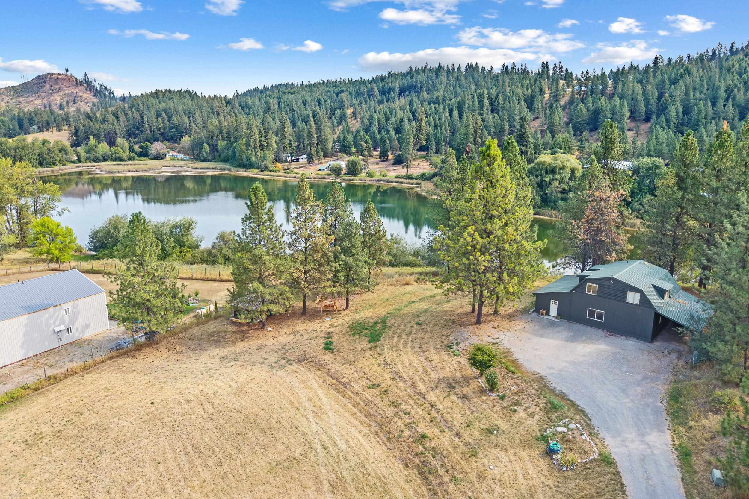 943 Mission Lake Rd — photo