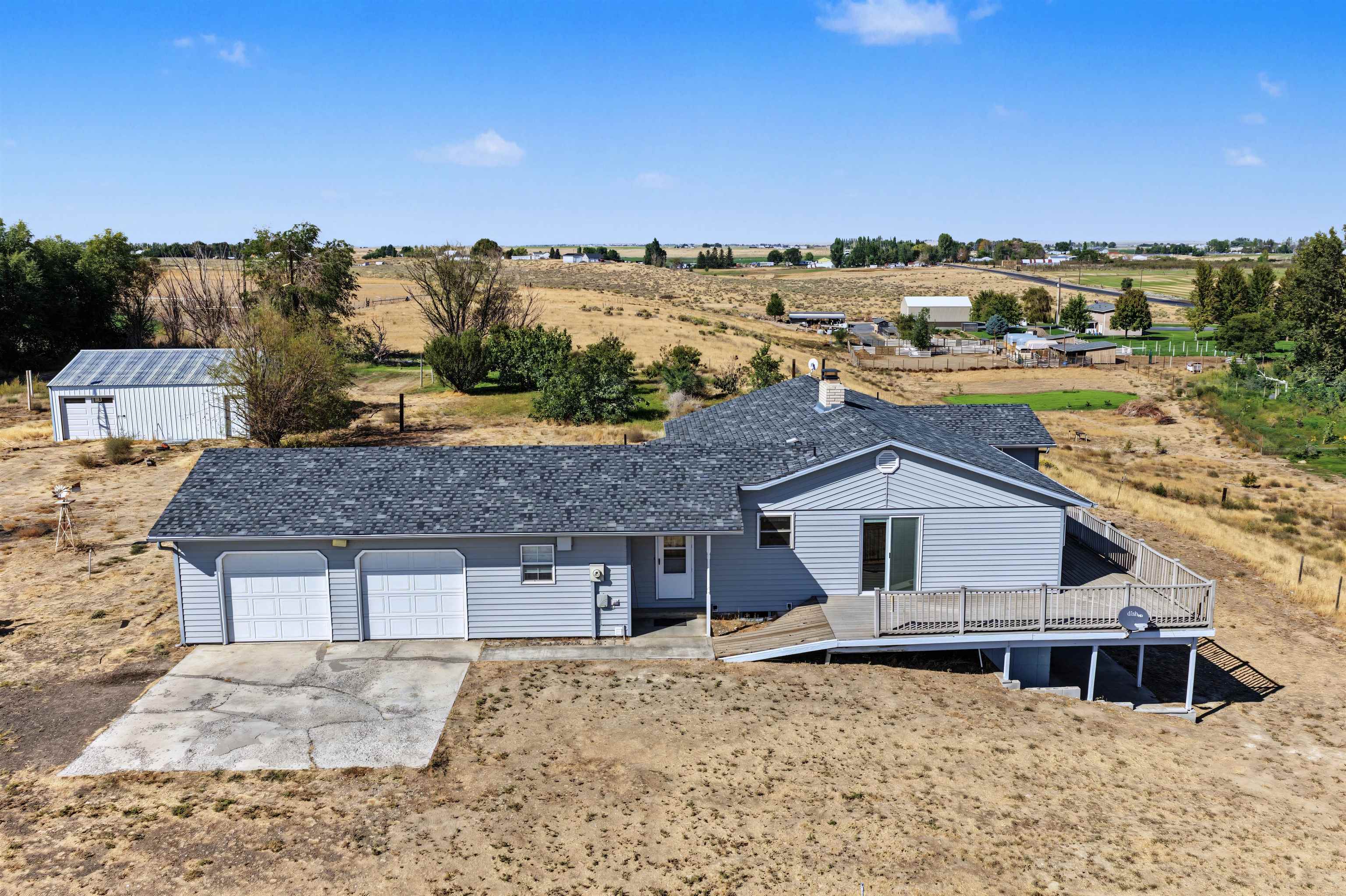 4874 NE Rd 3 Rd, Moses Lake, WA 98837