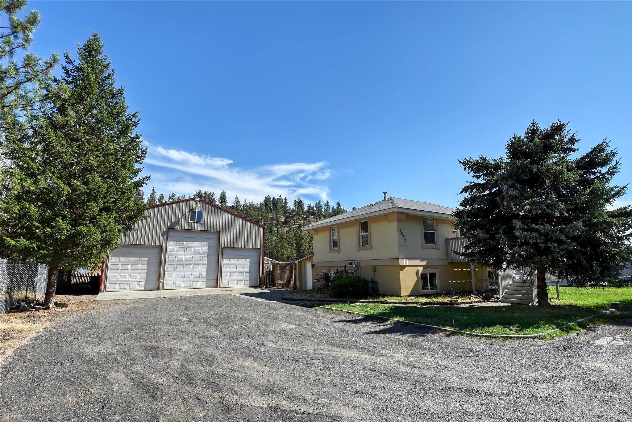 9022 N Nine Mile Rd — photo
