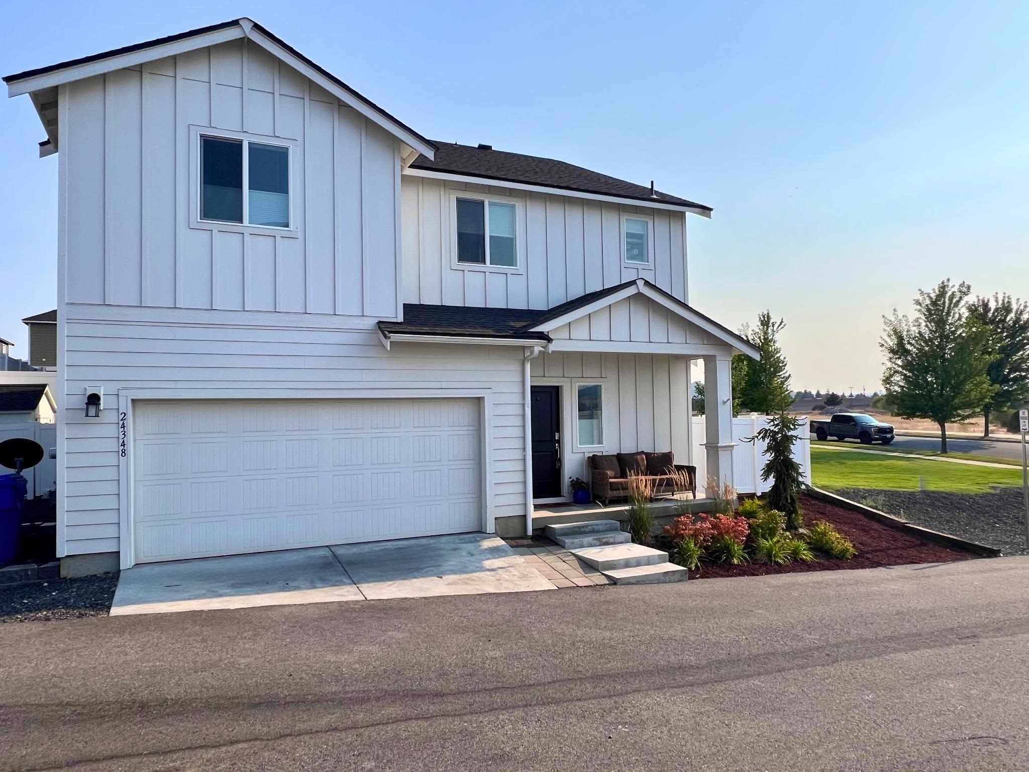 24348 E Goshawk Way — photo