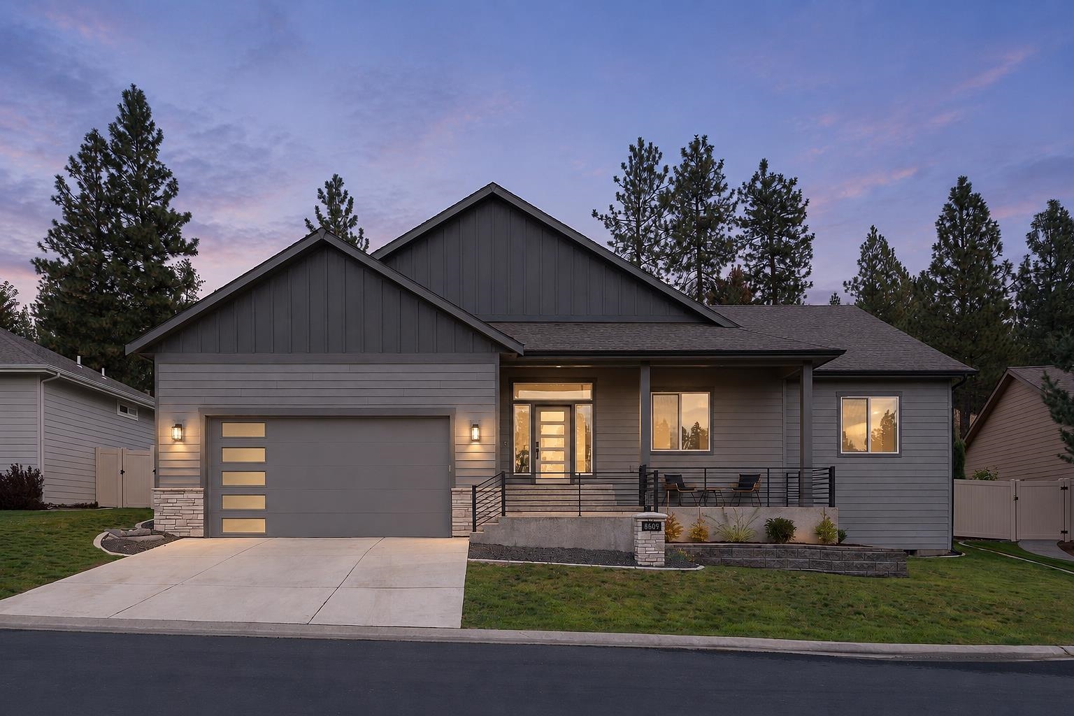8609 E Hazelwood Ln — photo