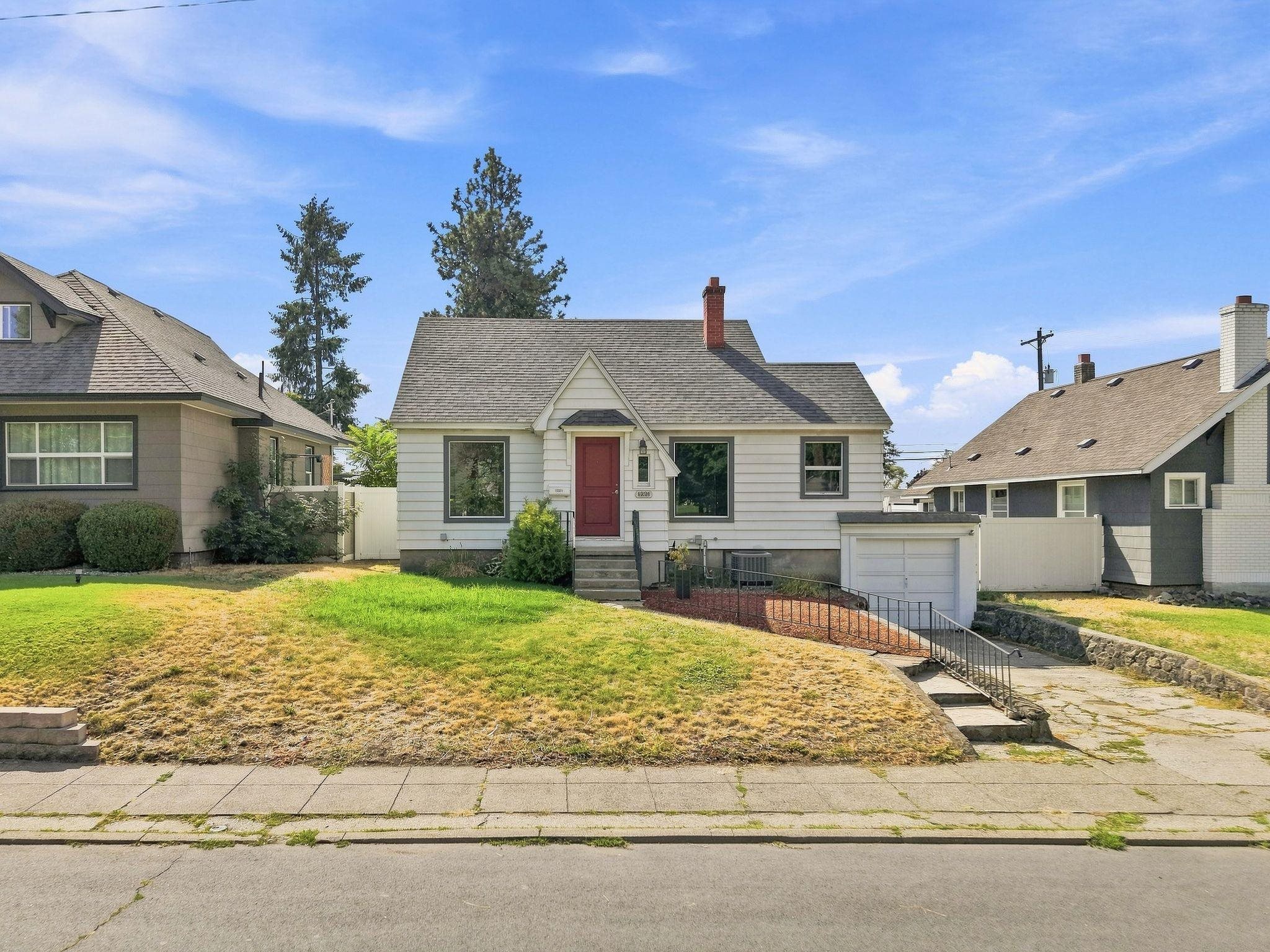 1221 W Garland Ave — photo