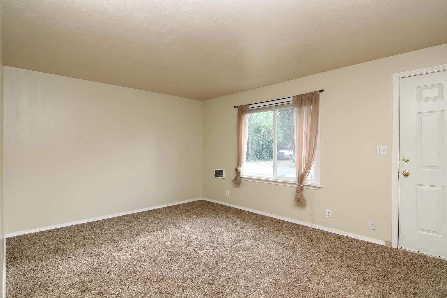 904 N Felts Rd, Spokane, WA 99206 — photo 3