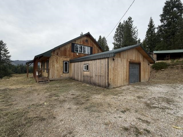 4395 Hesseltine Rd — photo