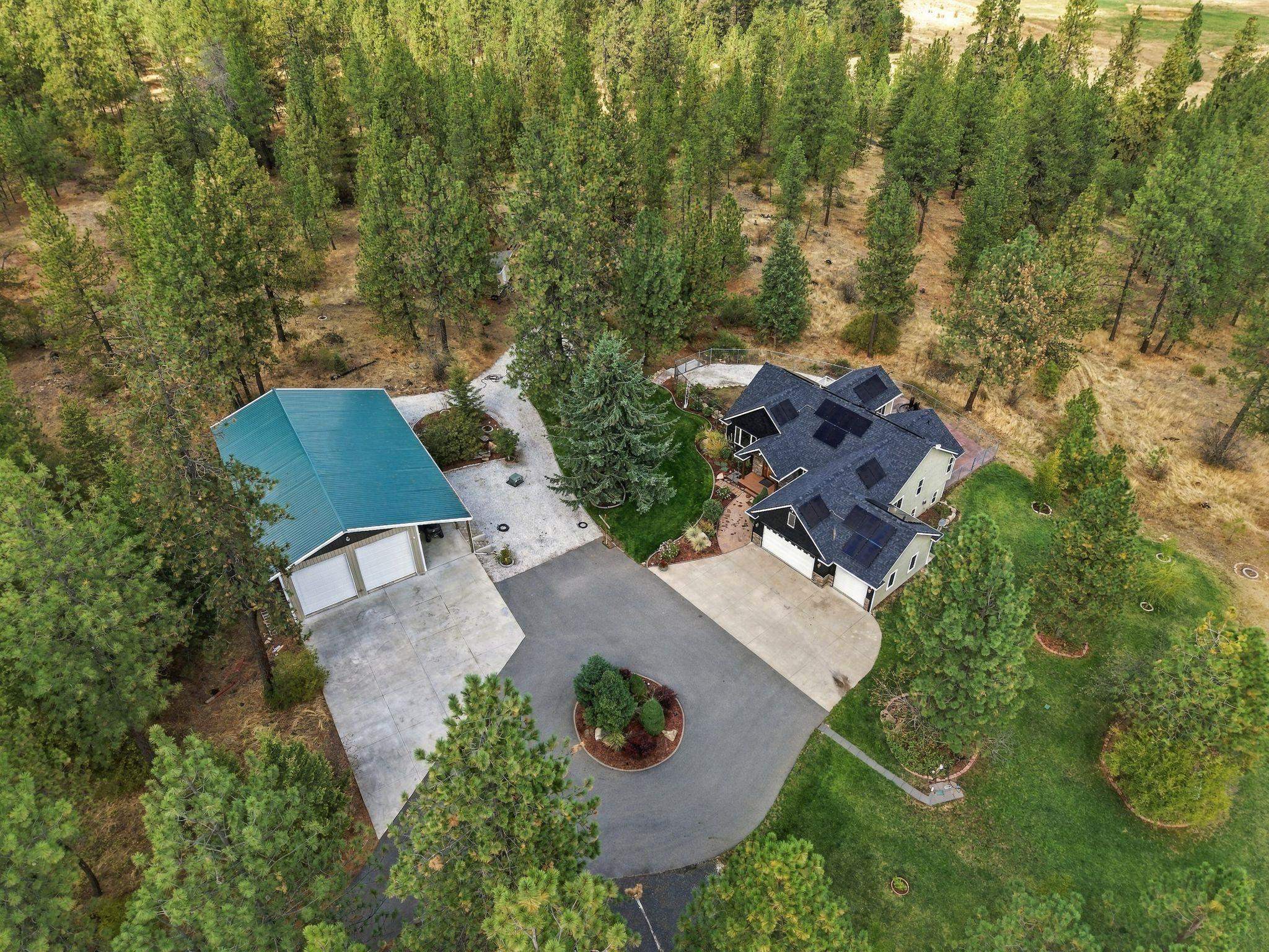 8322 W Cross Cut Rd — photo