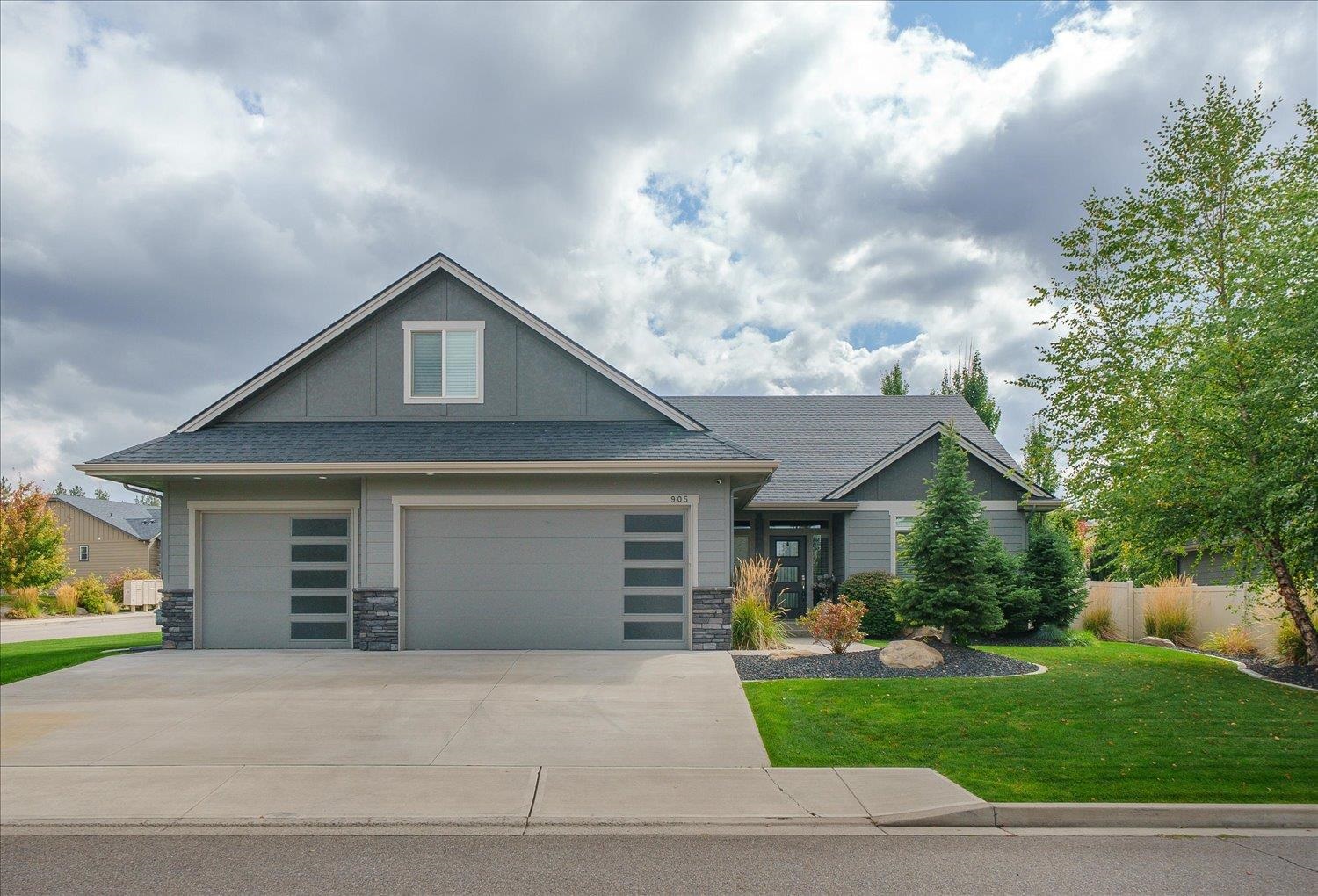 905 W Basalt Ridge Dr — photo