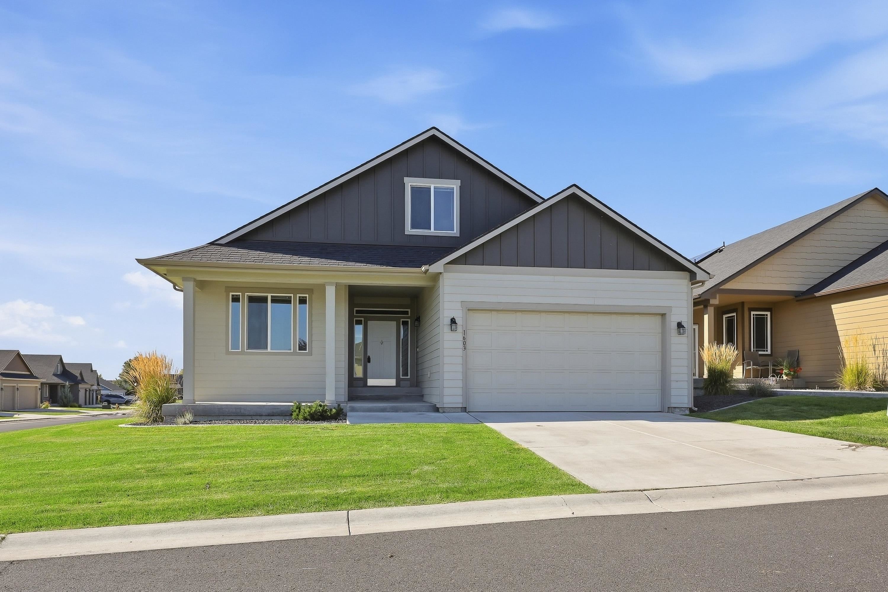 1603 W Lavender Ct — photo