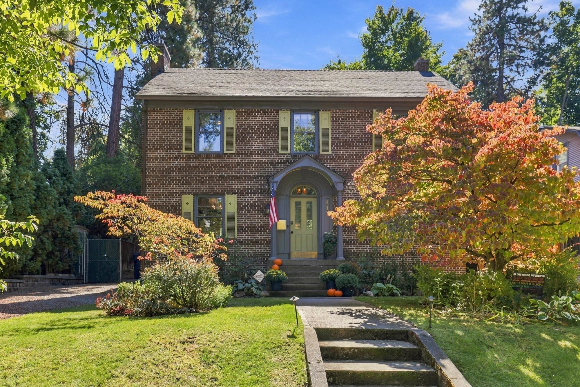 417 W Shoshone Pl — photo