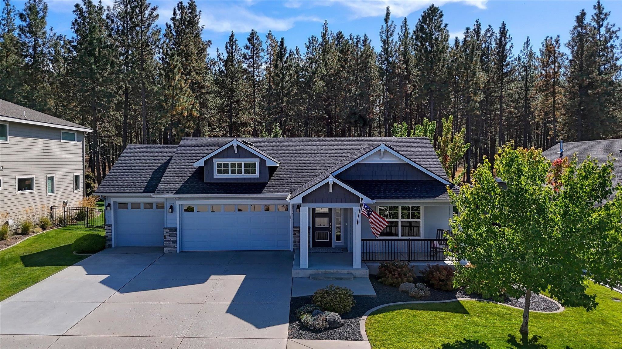 1015 W Siena Peak Dr — photo