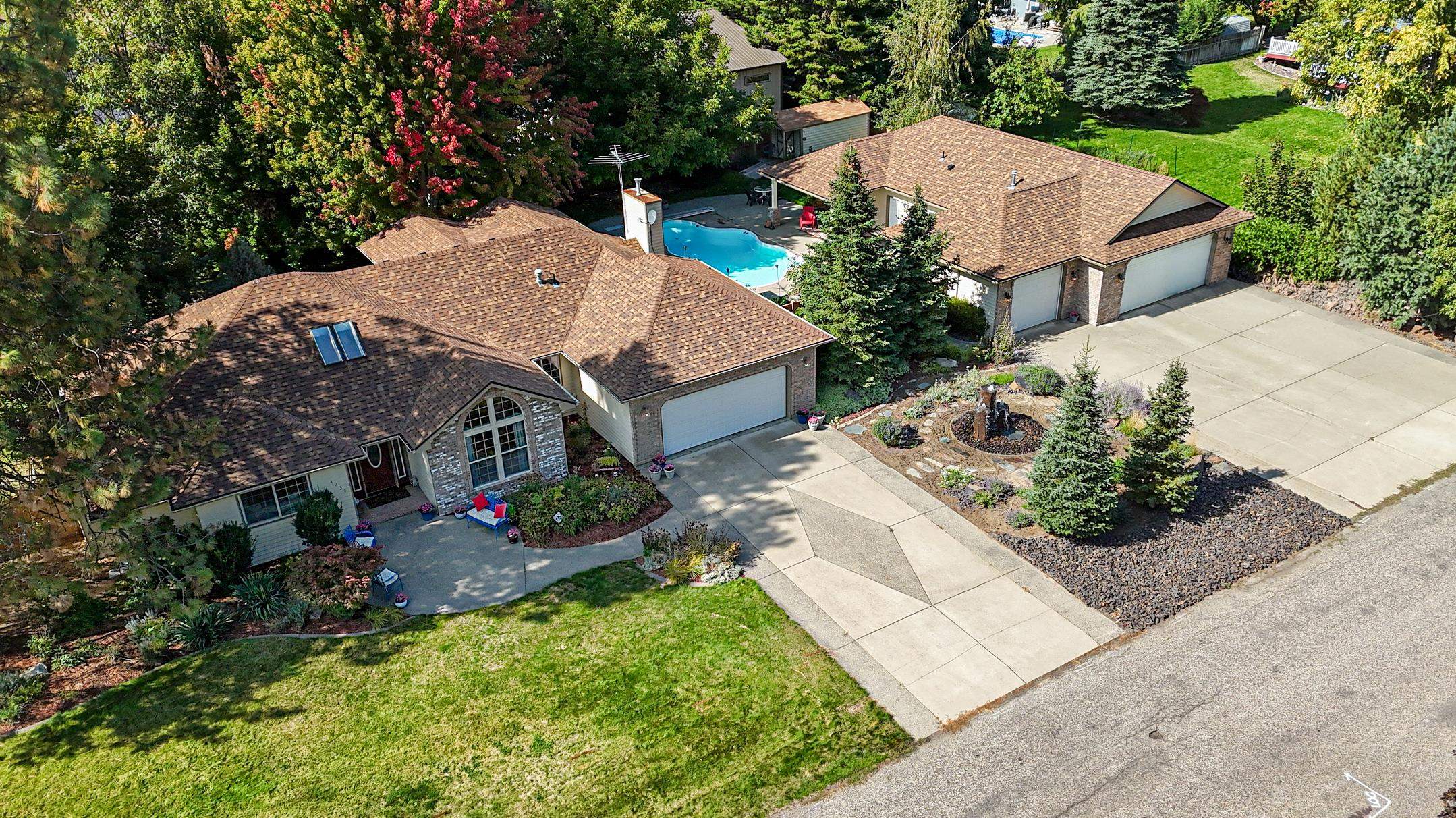 4230 S Evergreen Rd — photo