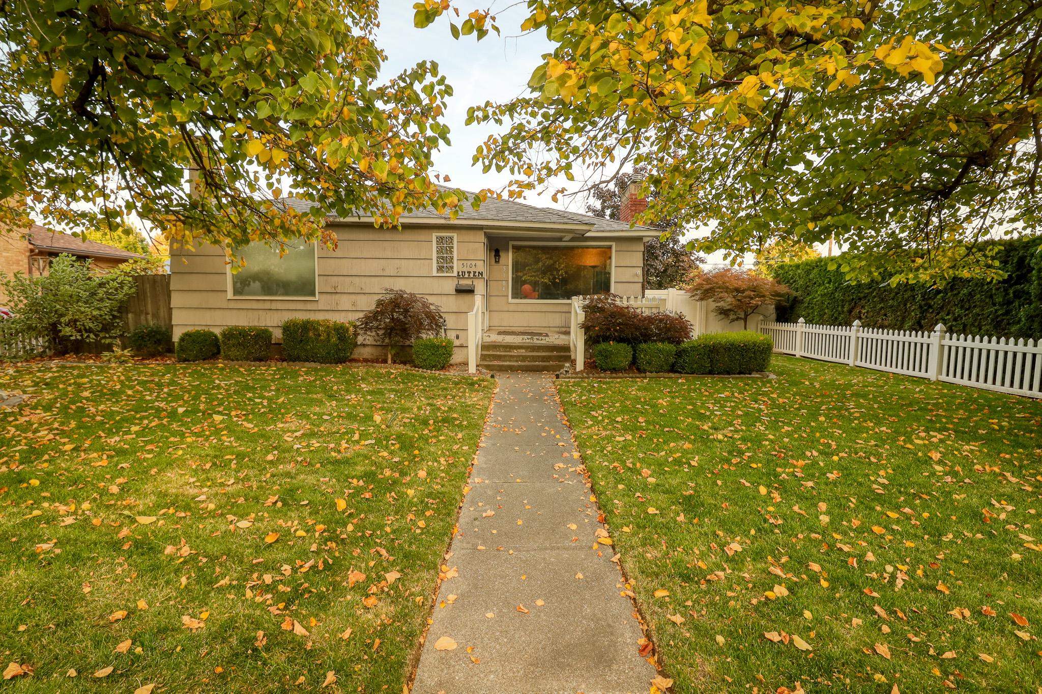 5104 N Howard St — photo