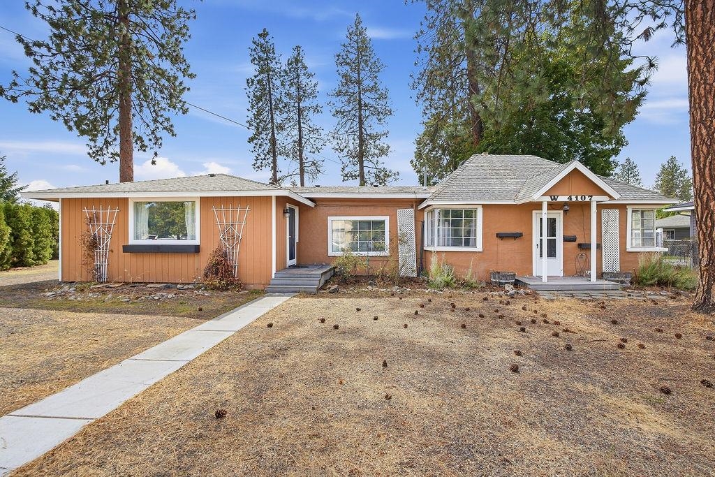 4107 W Everett Ave — photo