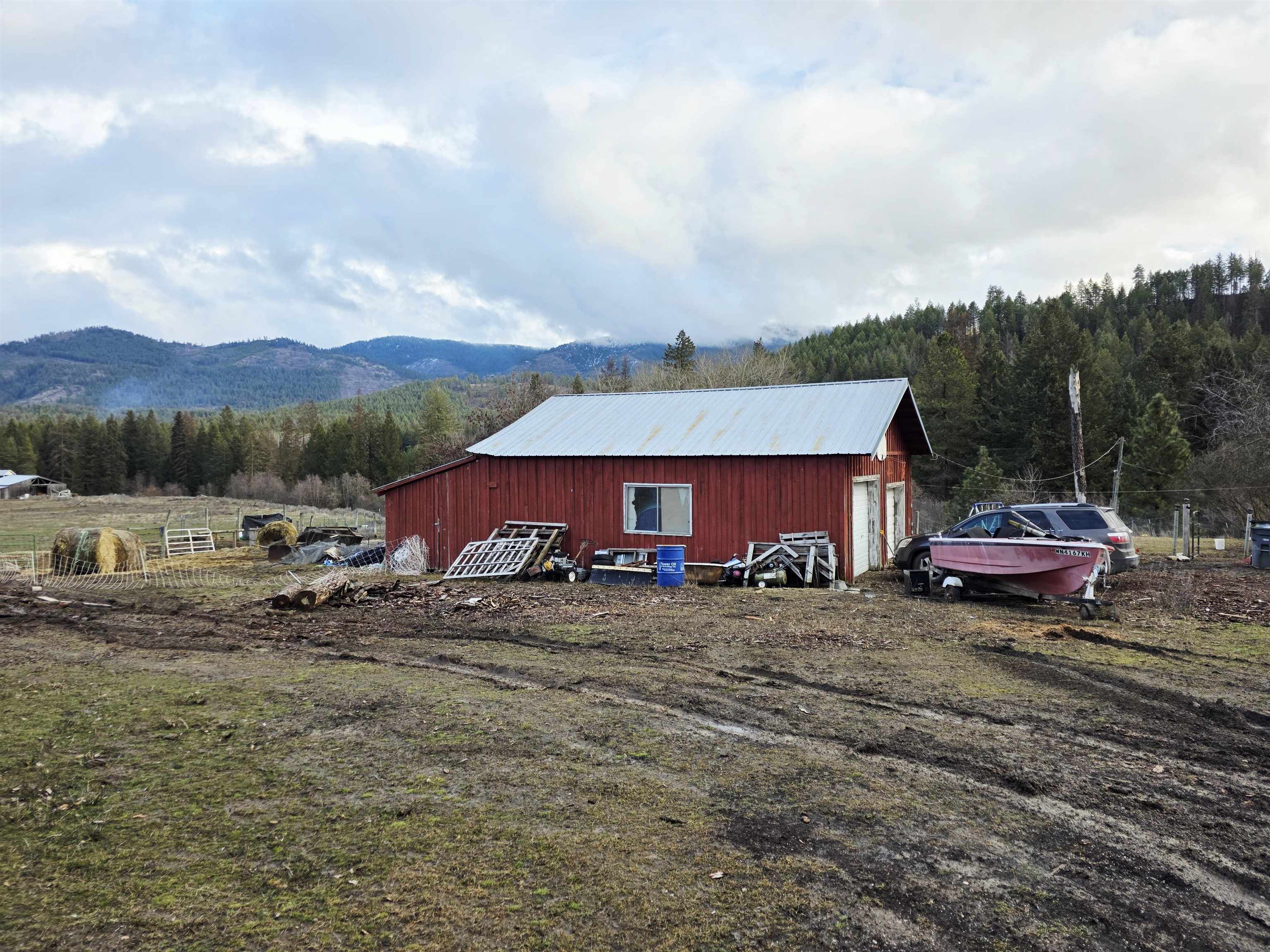 2477 Cedonia-Addy Rd, Addy, WA 99101 — photo 3
