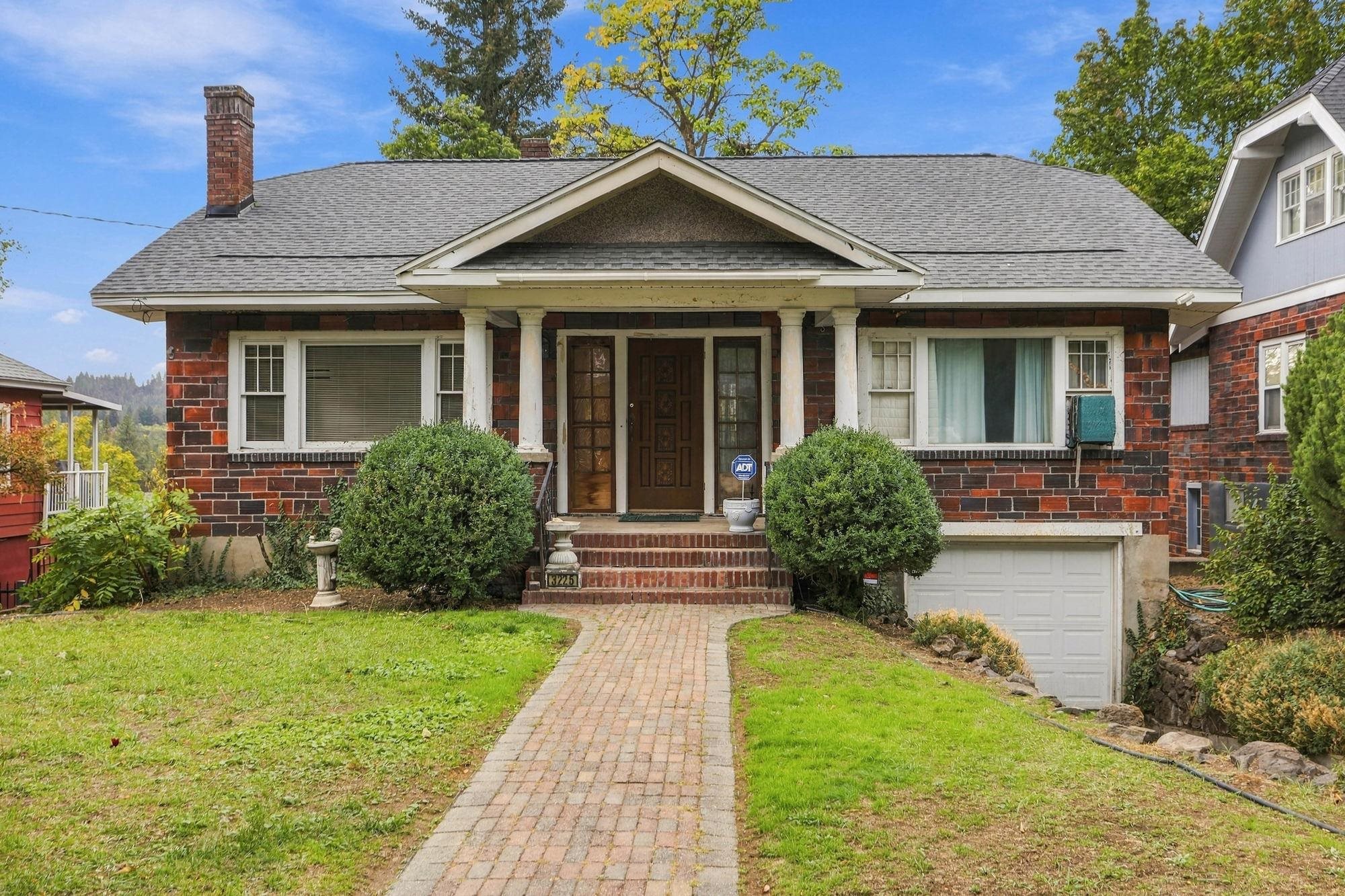 3225 N Wellington Pl — photo