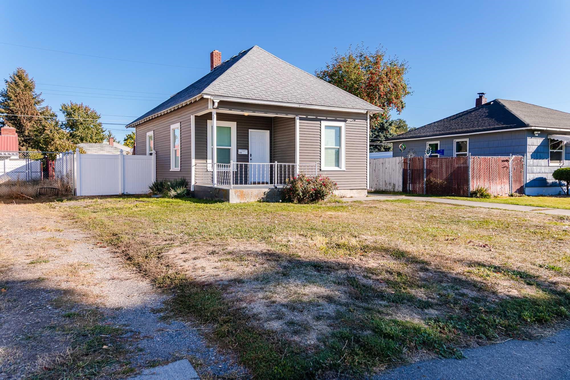 1111 E Longfellow Ave — photo