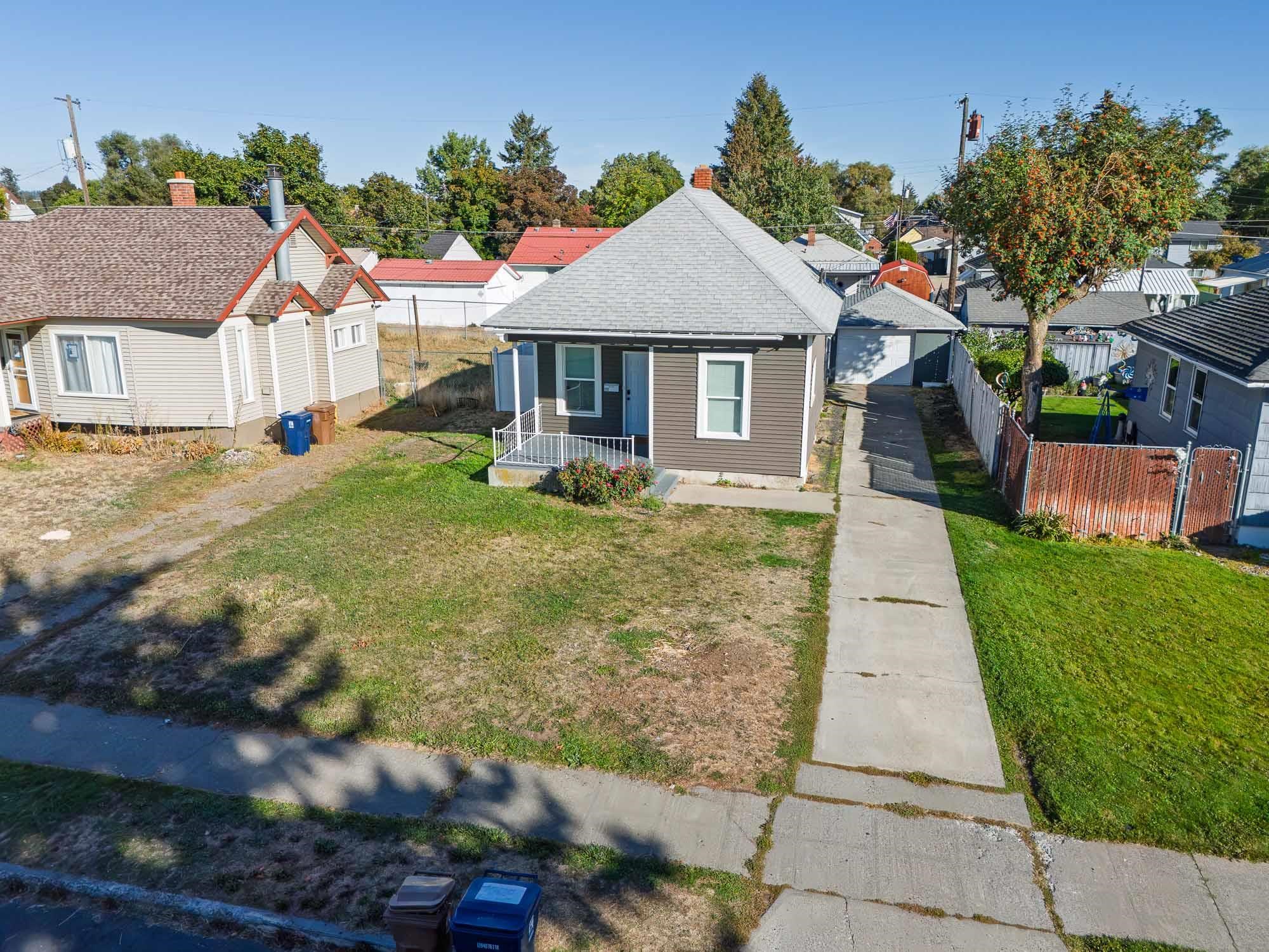 1111 E Longfellow Ave, Spokane, WA 99207 — photo 3