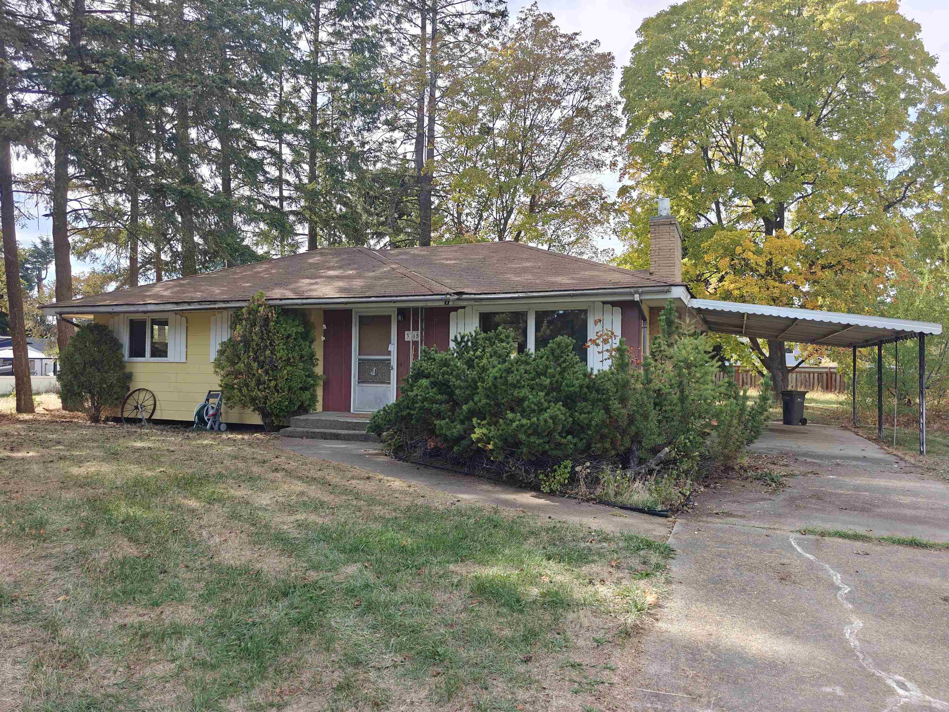 3315 N Bowman Rd — photo
