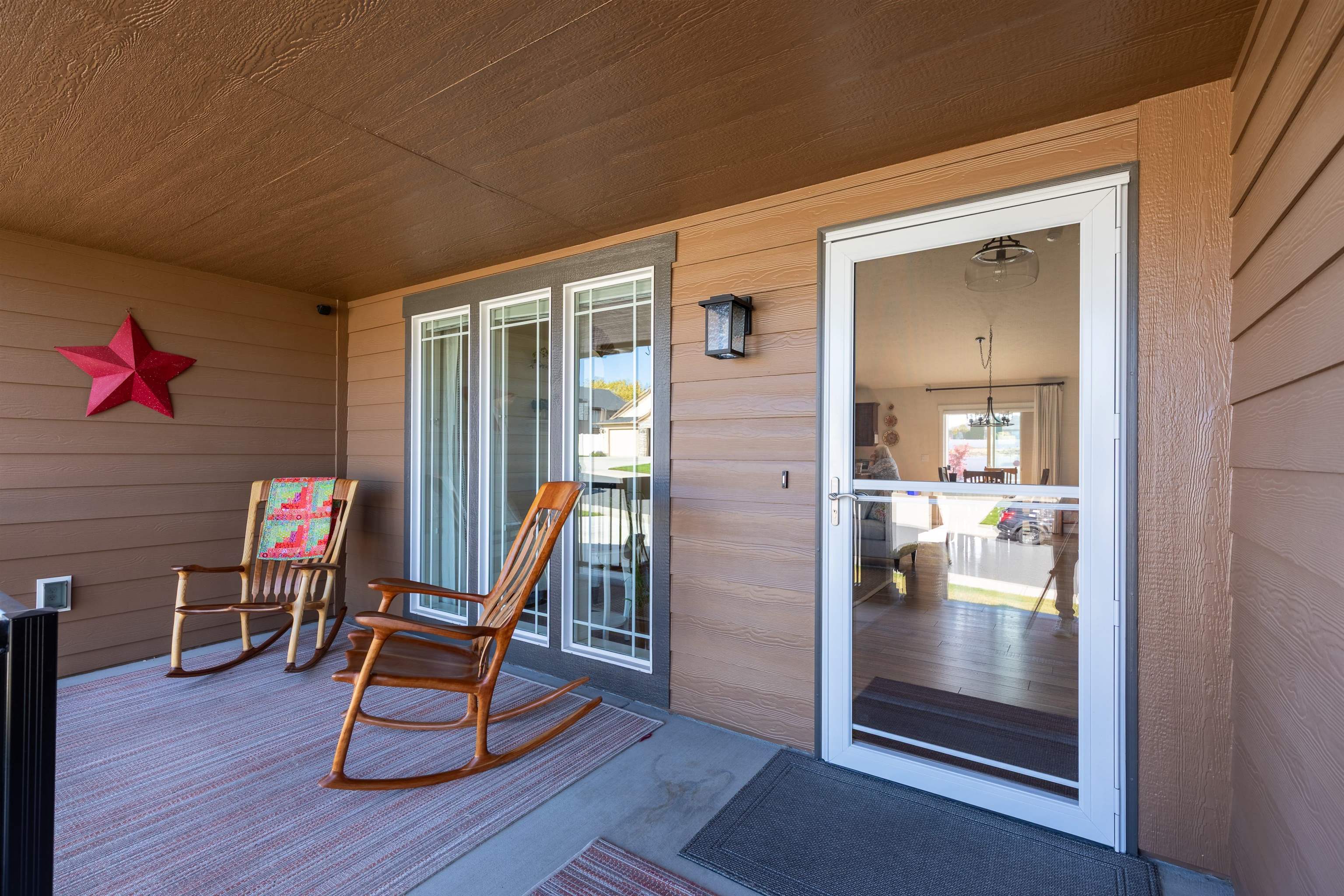 504 E Parker Dr, Colbert, WA 99005 — photo 3