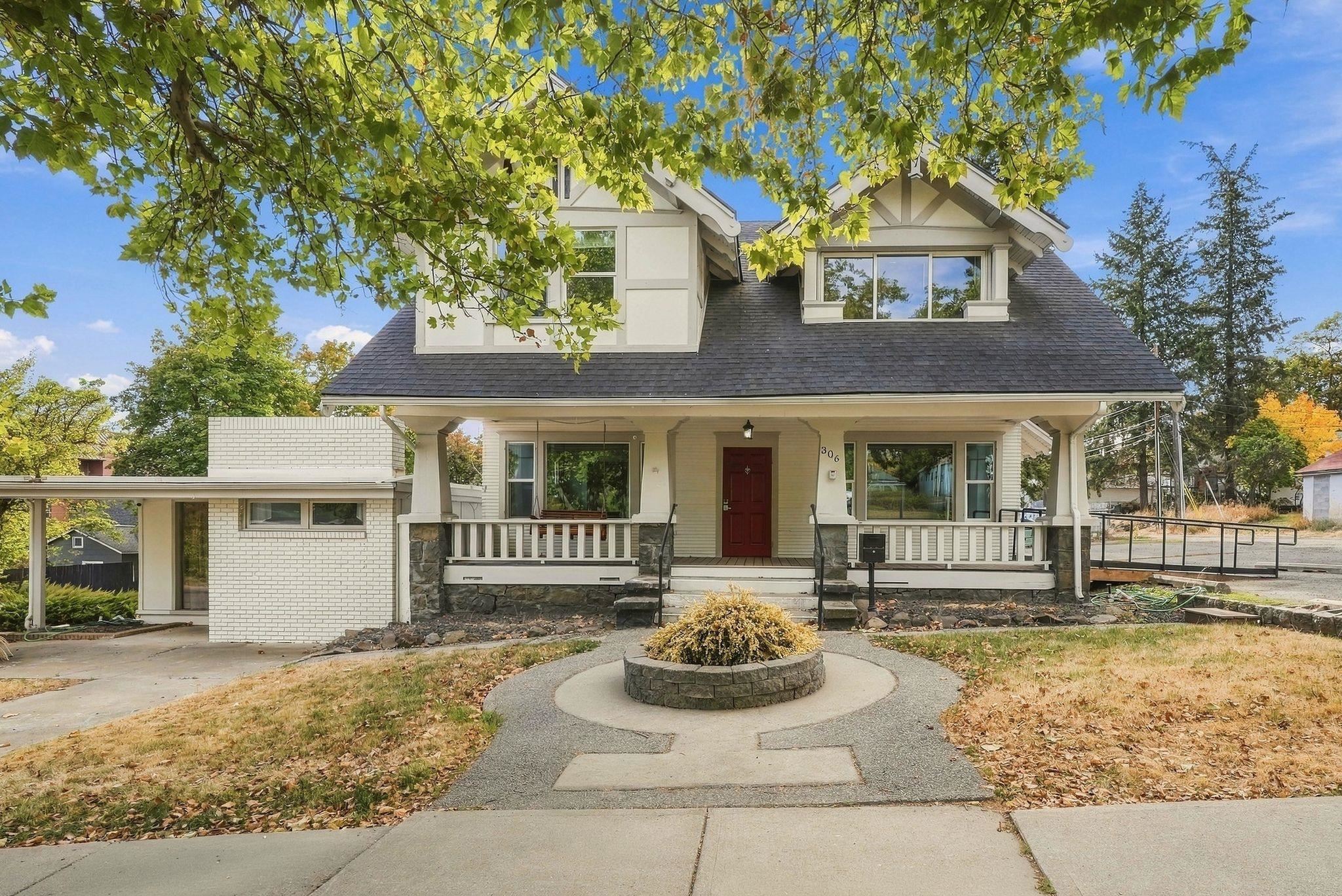 306 College Ave — photo