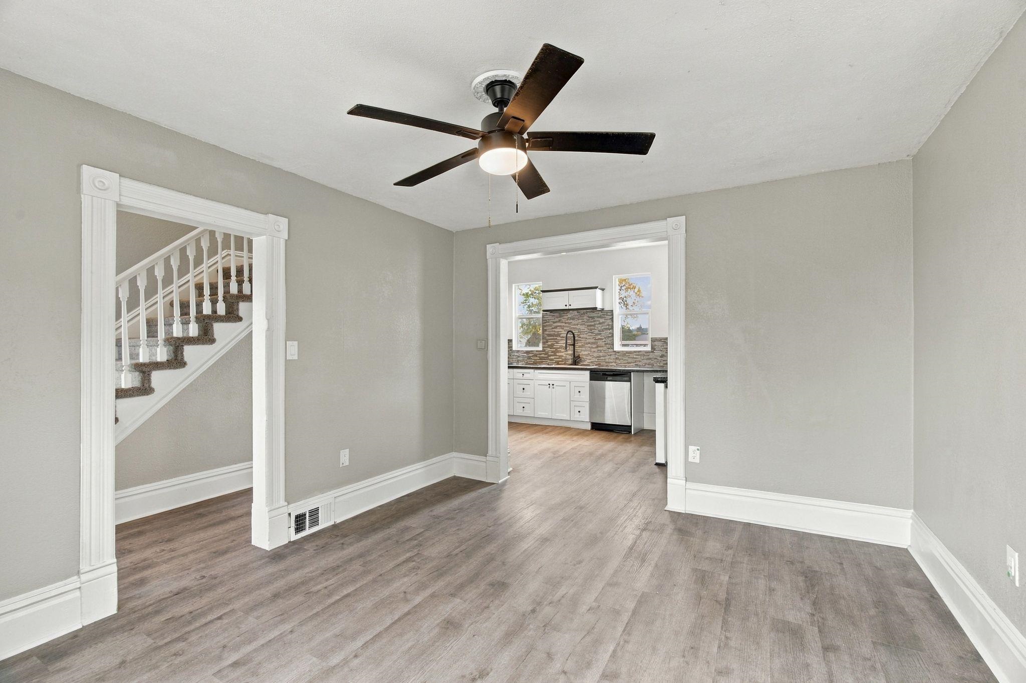 1928 E Sharp Ave, Spokane, WA 99202 — photo 3