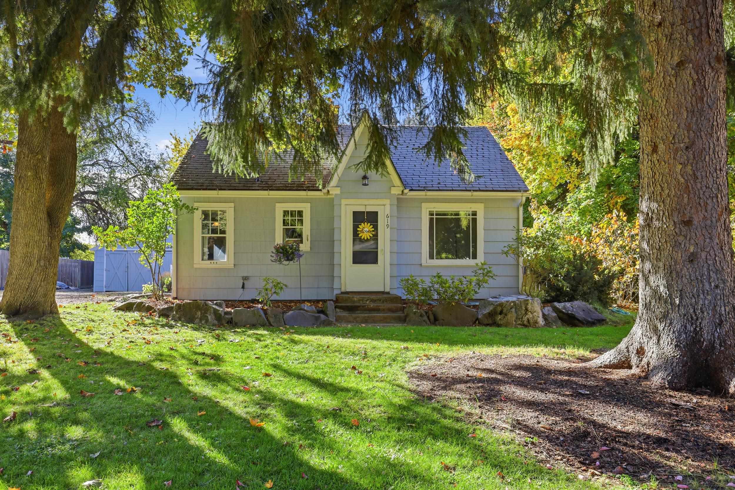 619 W Graves Rd — photo