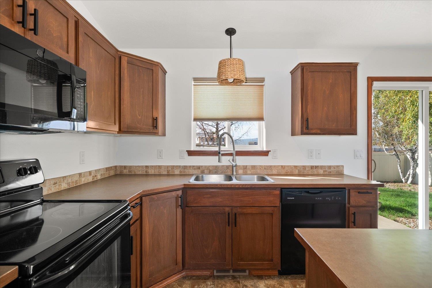 13276 N Reward Loop, Rathdrum, ID 83858 — photo 2