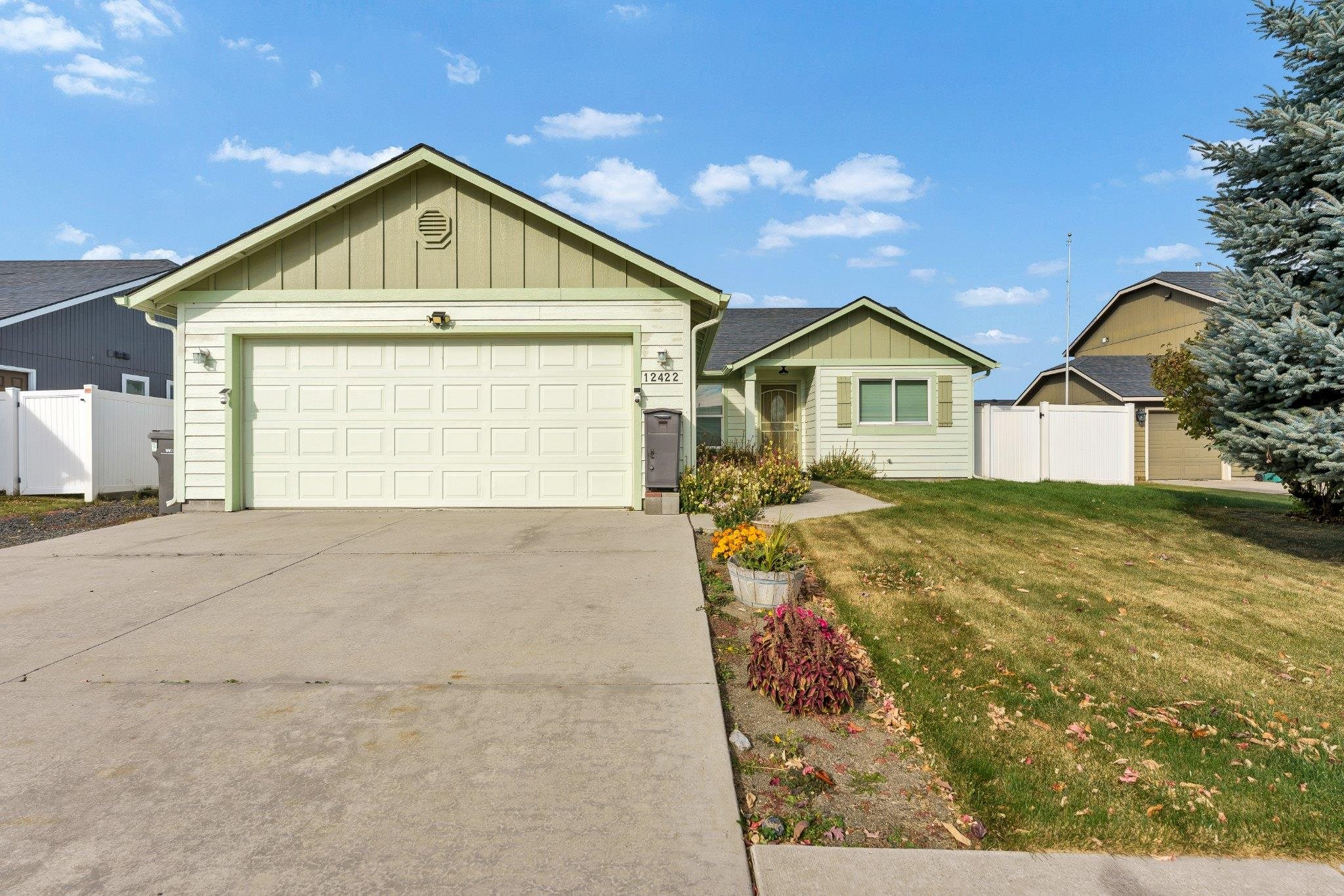 12422 W Pacific Ct — photo