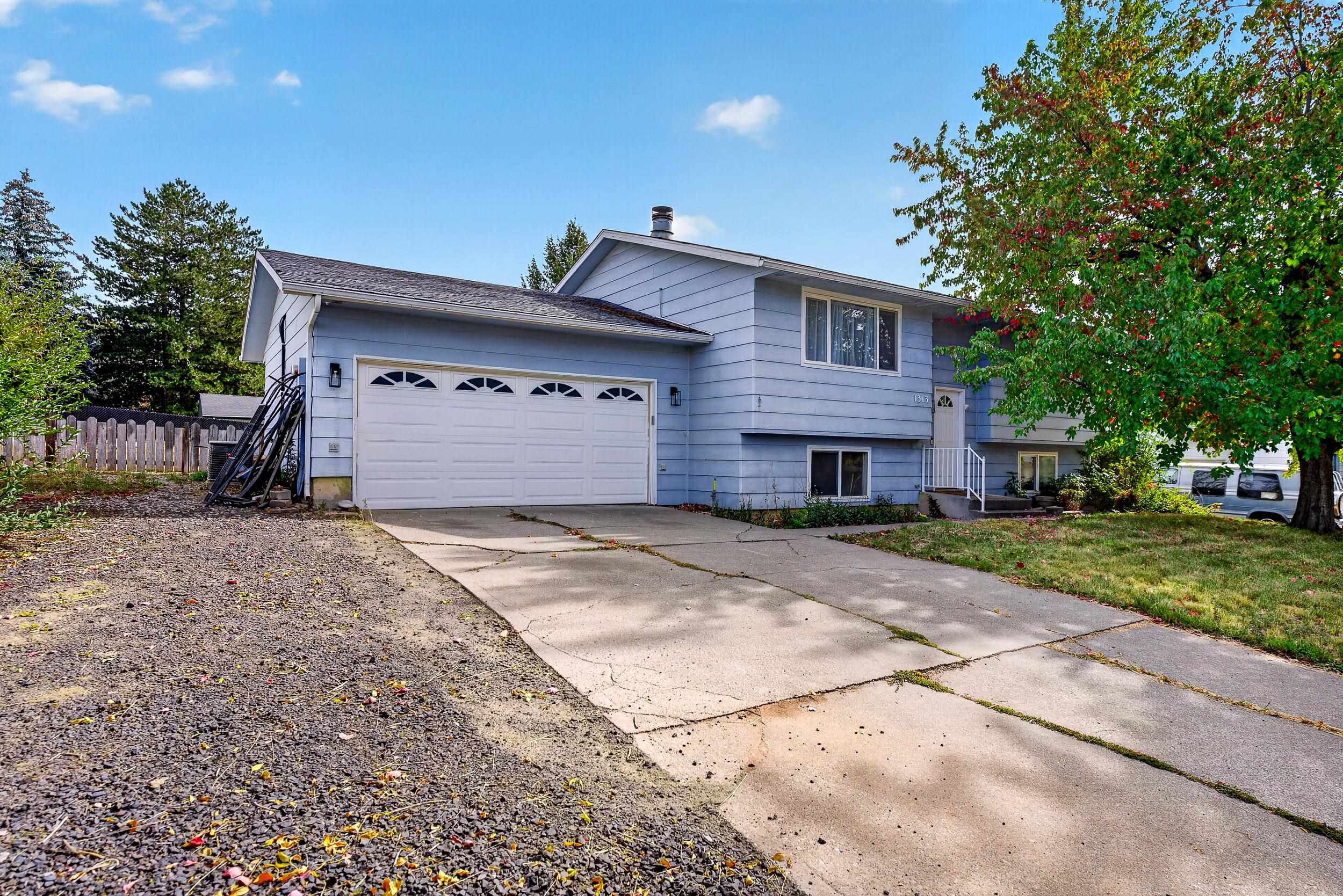1313 Gary St — photo
