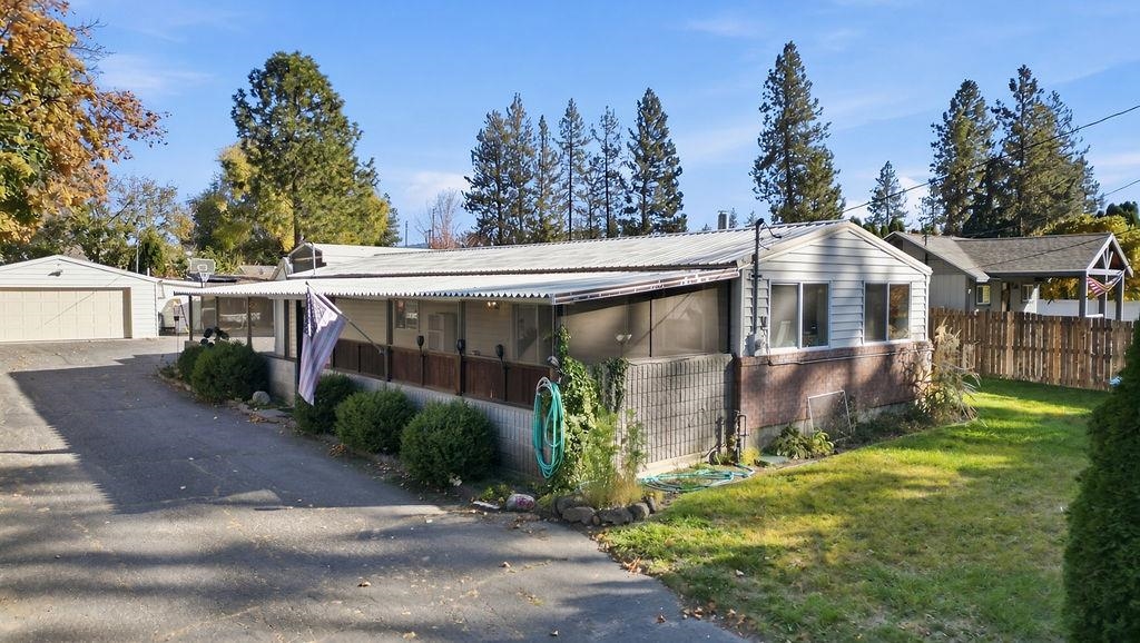 1007 S Walnut Rd, Spokane Valley, WA 99206 — photo 2
