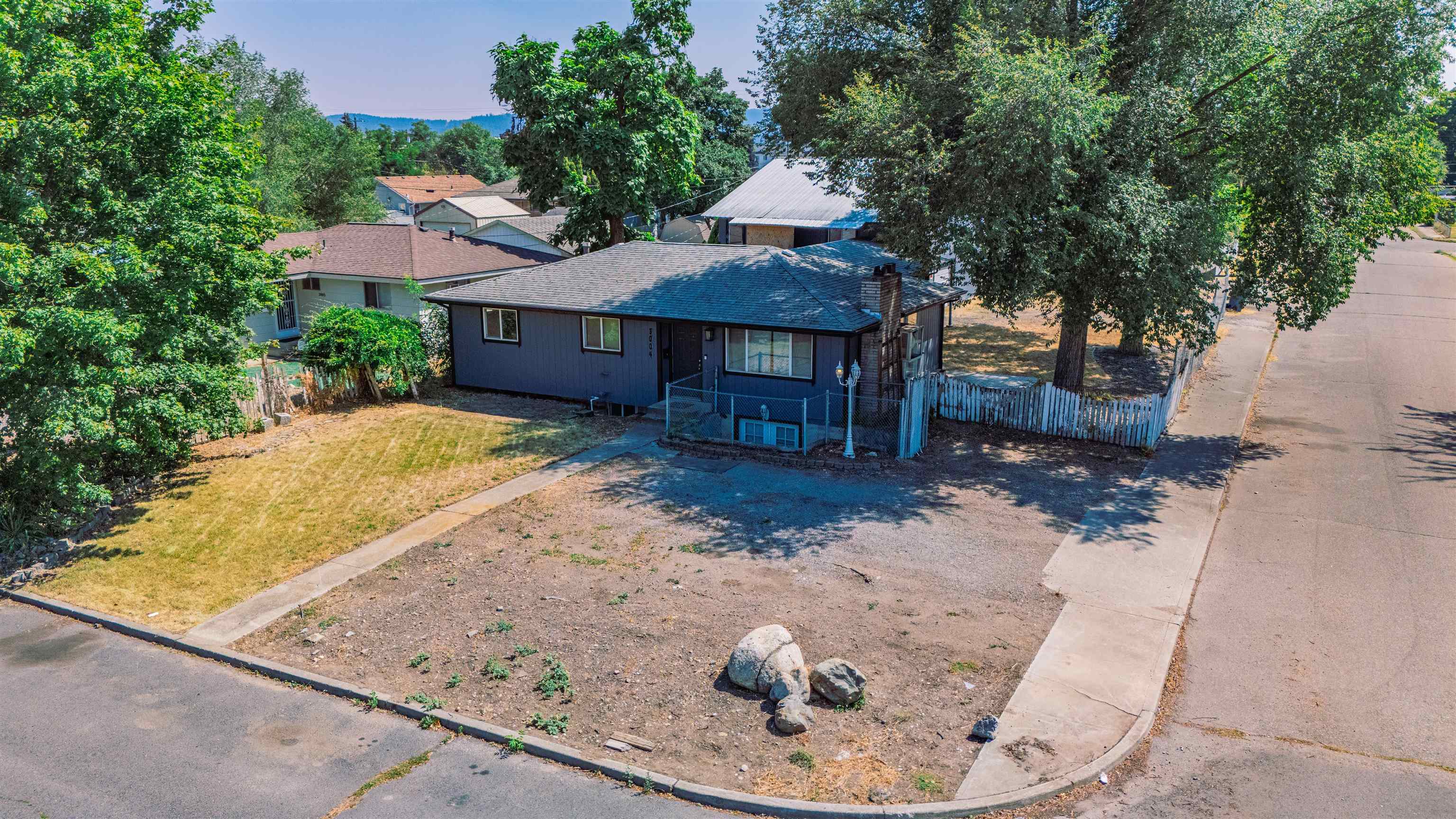 3004 E Baldwin Ave — photo