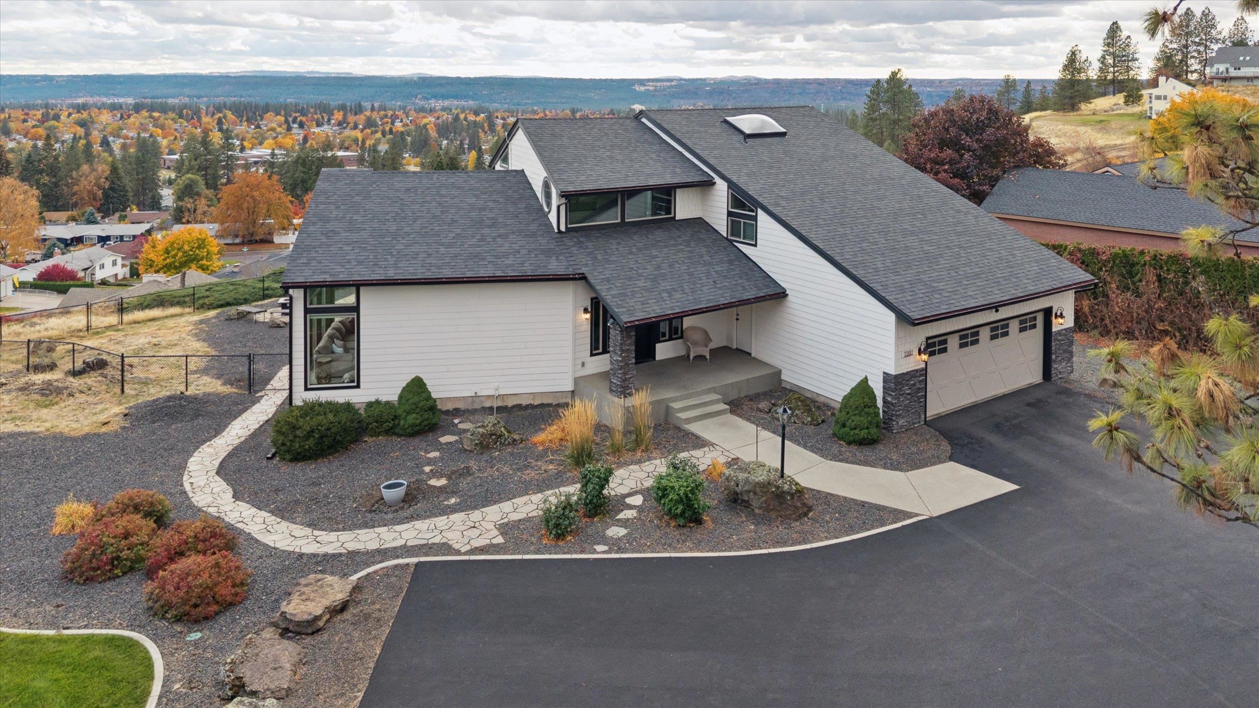 7202 N Five Mile Rd — photo