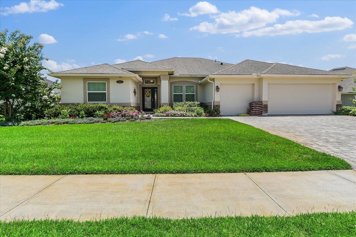 253 Parkwood Circle — photo