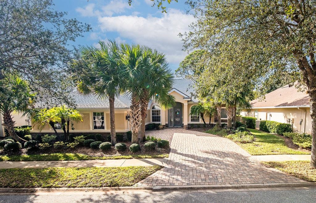 20 Riverbend Drive — photo
