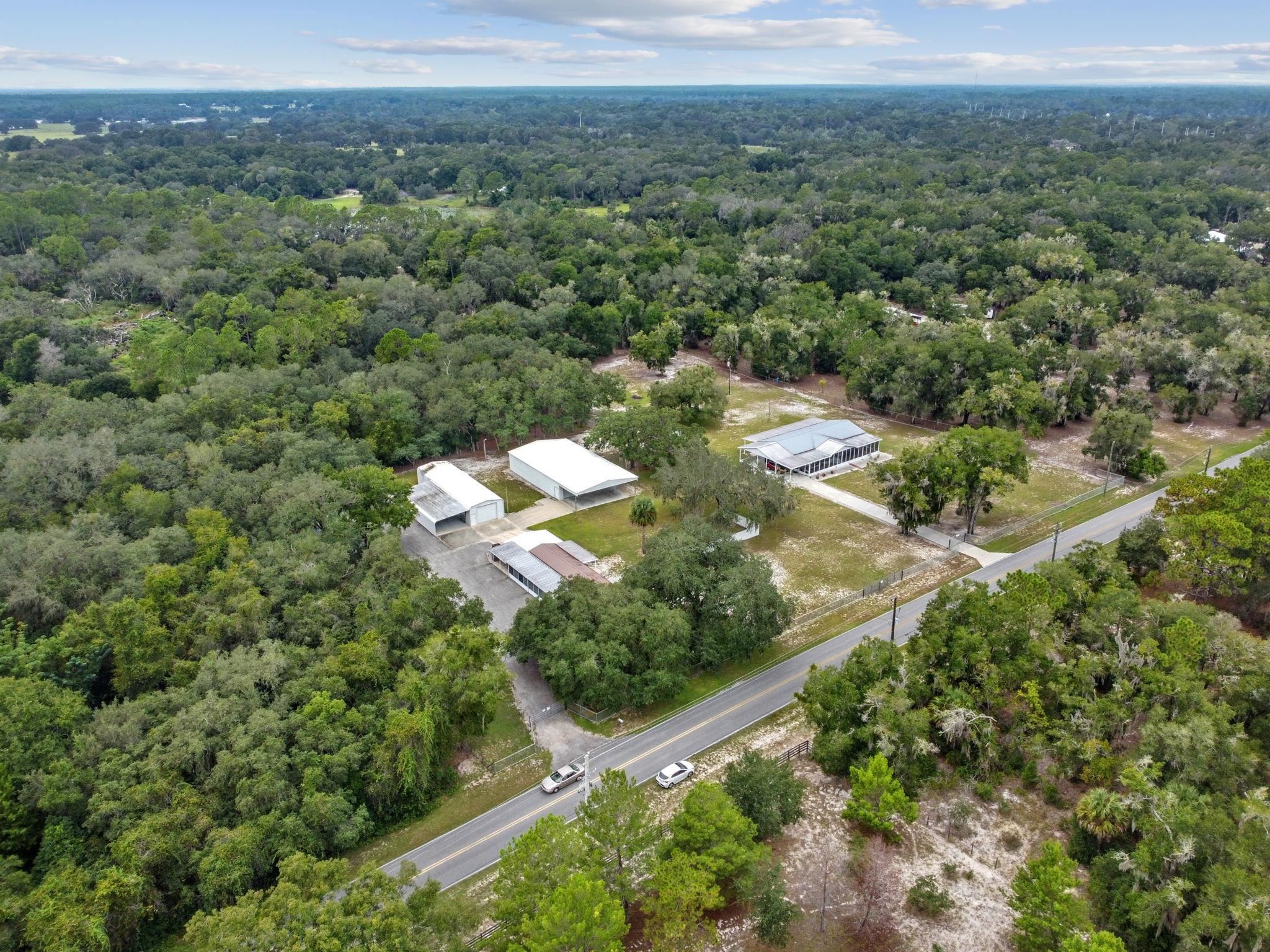 135 Lake Como Dr — photo