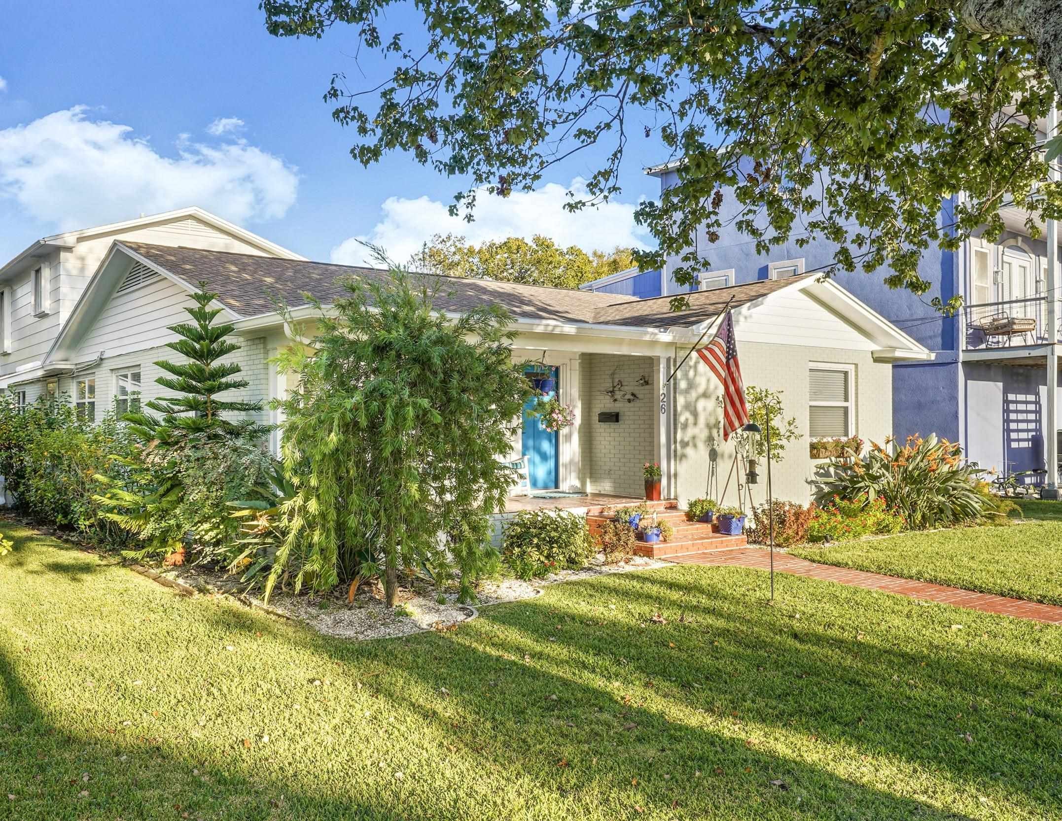 26 Dolphin Dr — photo