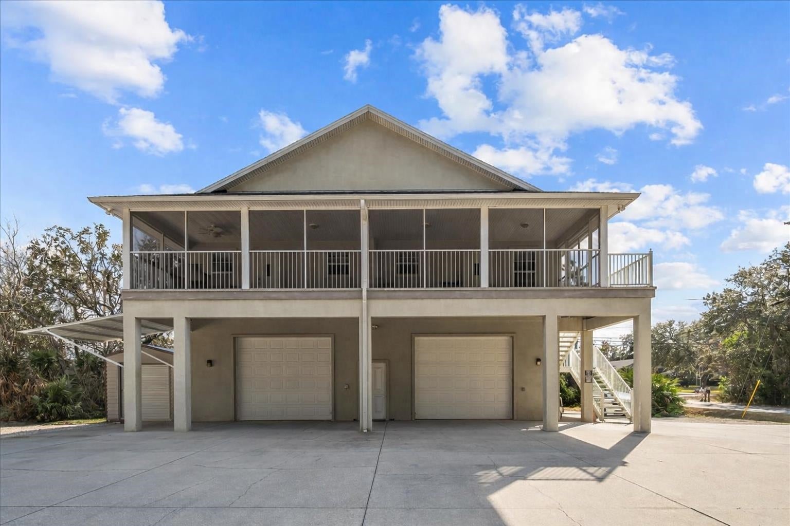 736-8 Kings Estate Rd. — photo