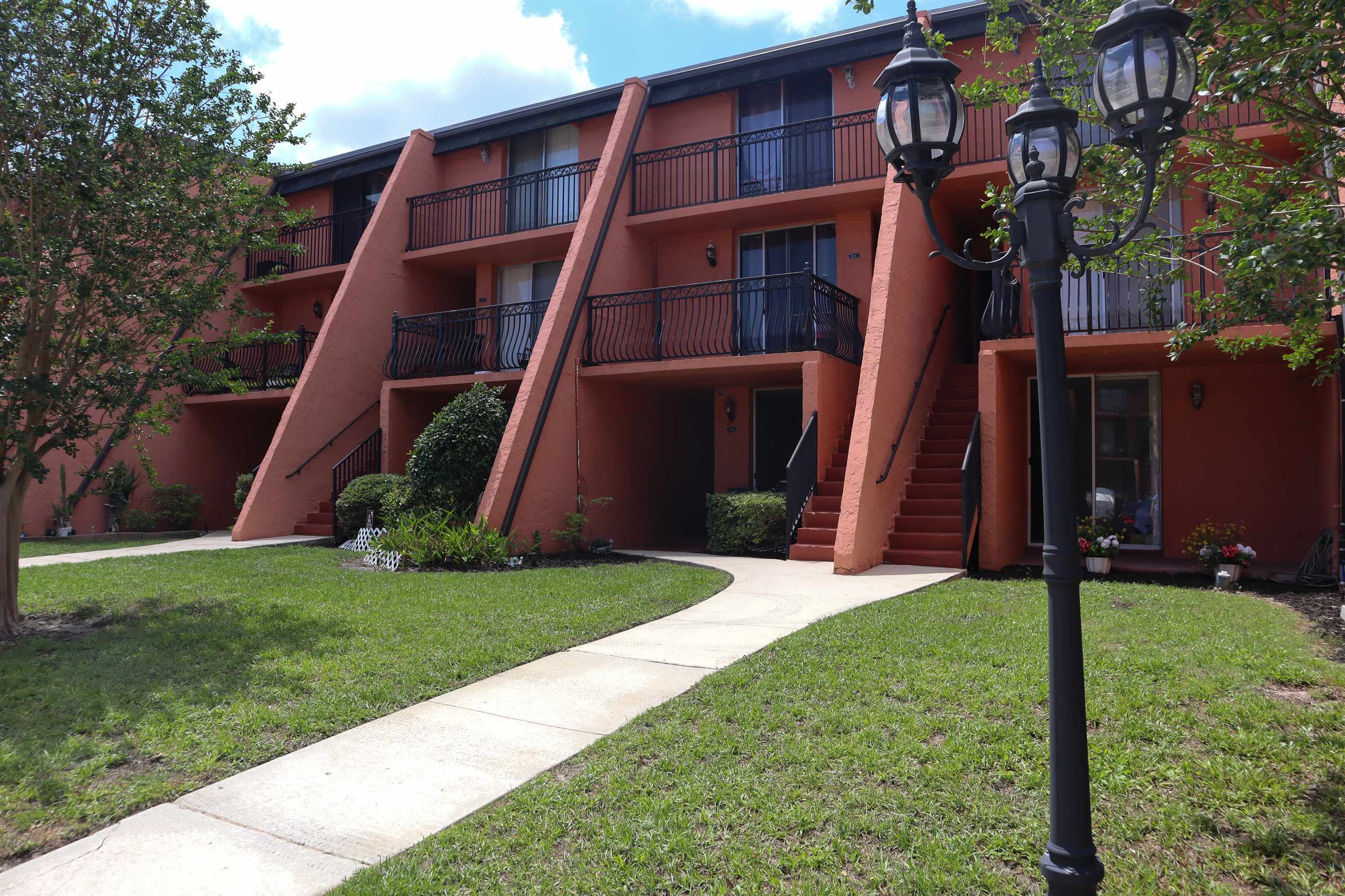 3401 Townsend Blvd — photo