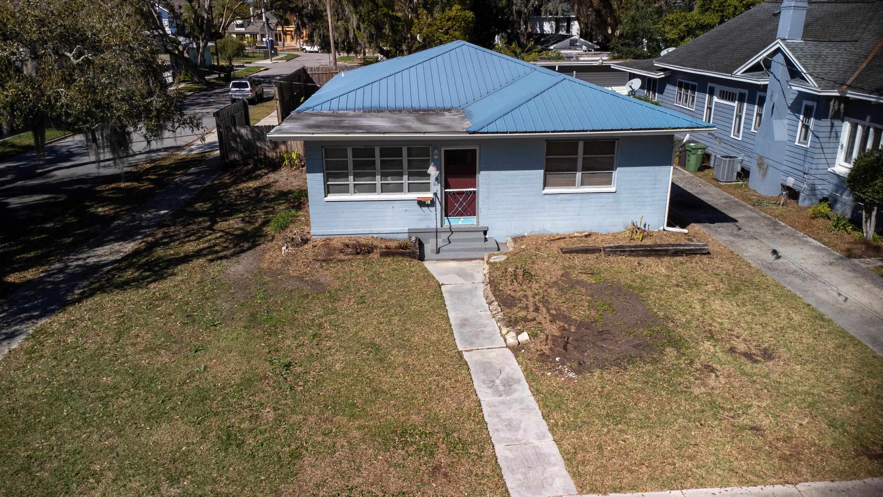 64 Fullerwood Drive — photo