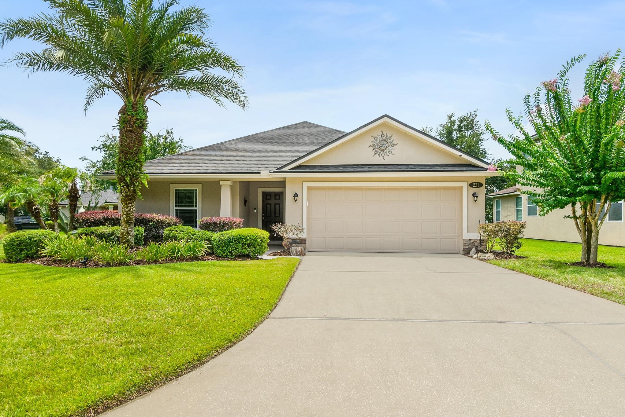 231 Sunshine Dr — photo